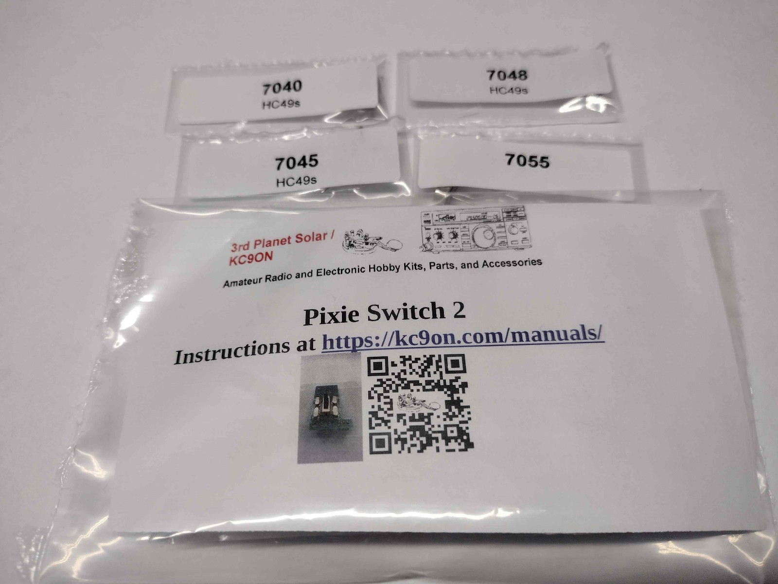 Pixie Switch 2 Kit with 4 40M HC49/s crystals