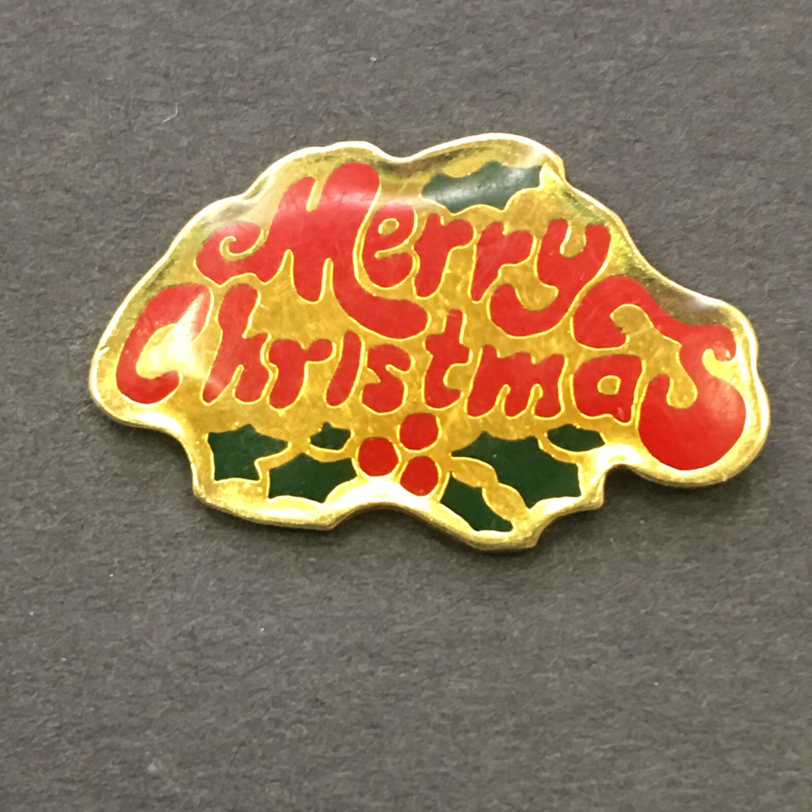 Vtg Merry Christmas Holiday Holly Berry Smooth Epoxy Coat Lapel Tack Pin
