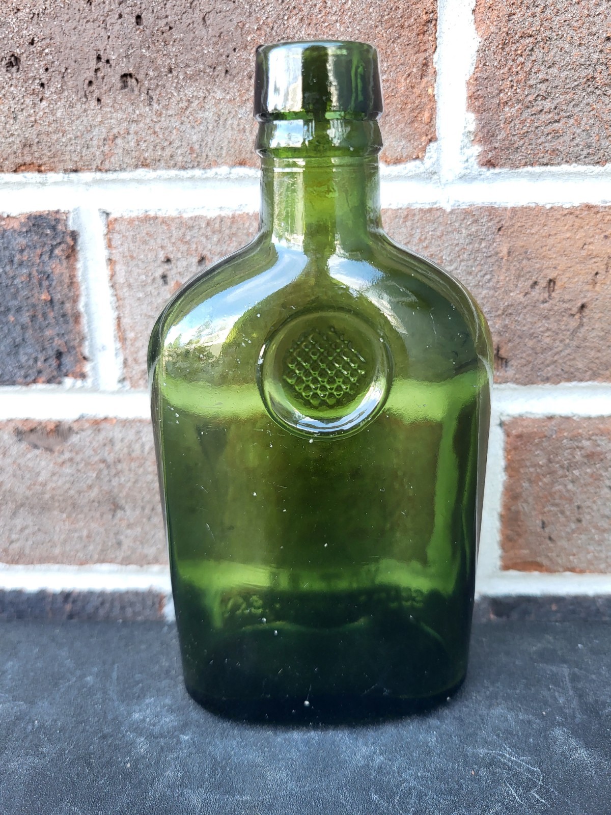 Olive Green 6 1/2" Scotch Whiskey Bottle WM Sanderson & Son Scotland Vat 69
