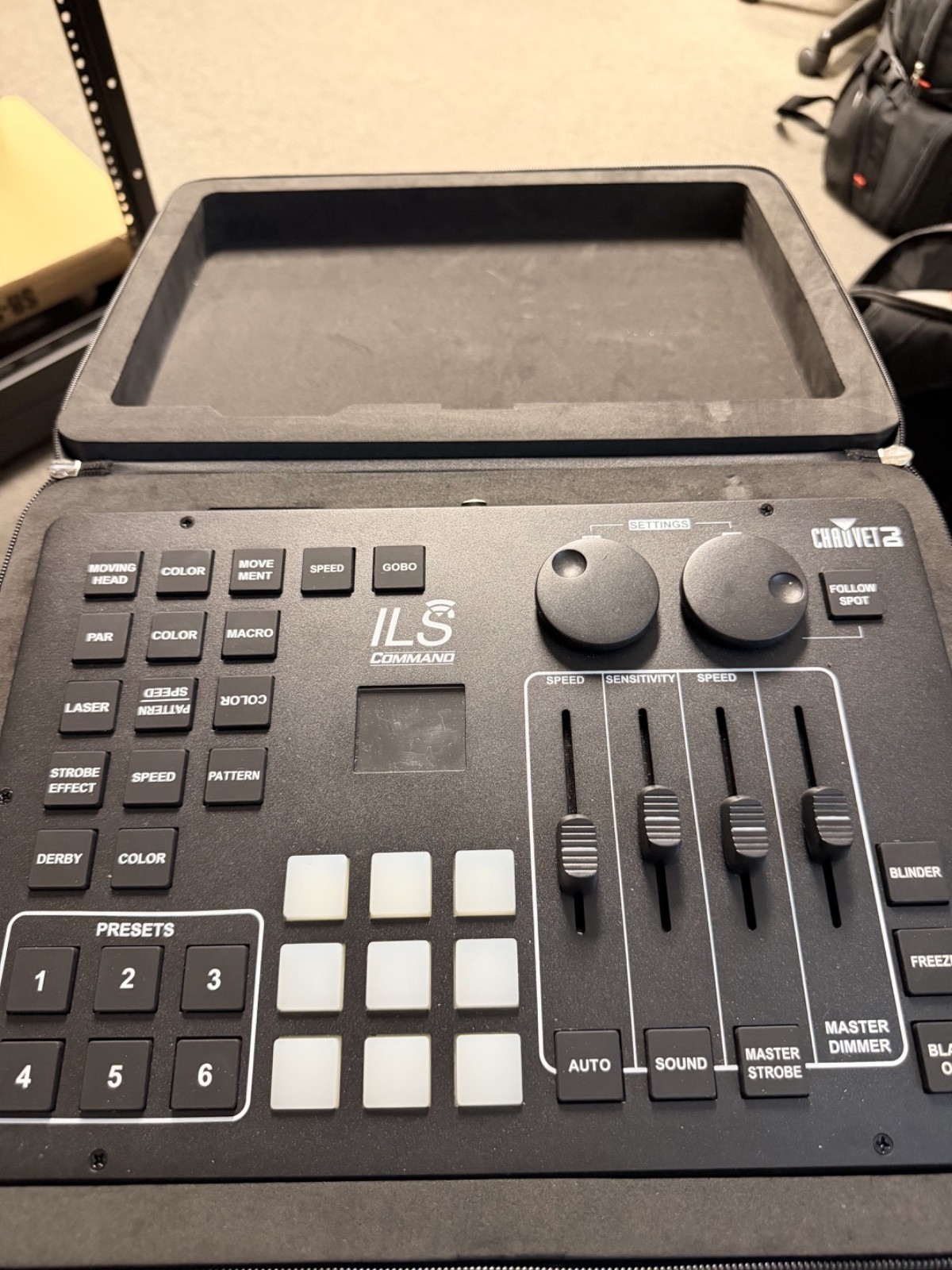 Chauvet DJ ILS Command Wireless DMX Lighting Controller for ILS Fixtures Pack