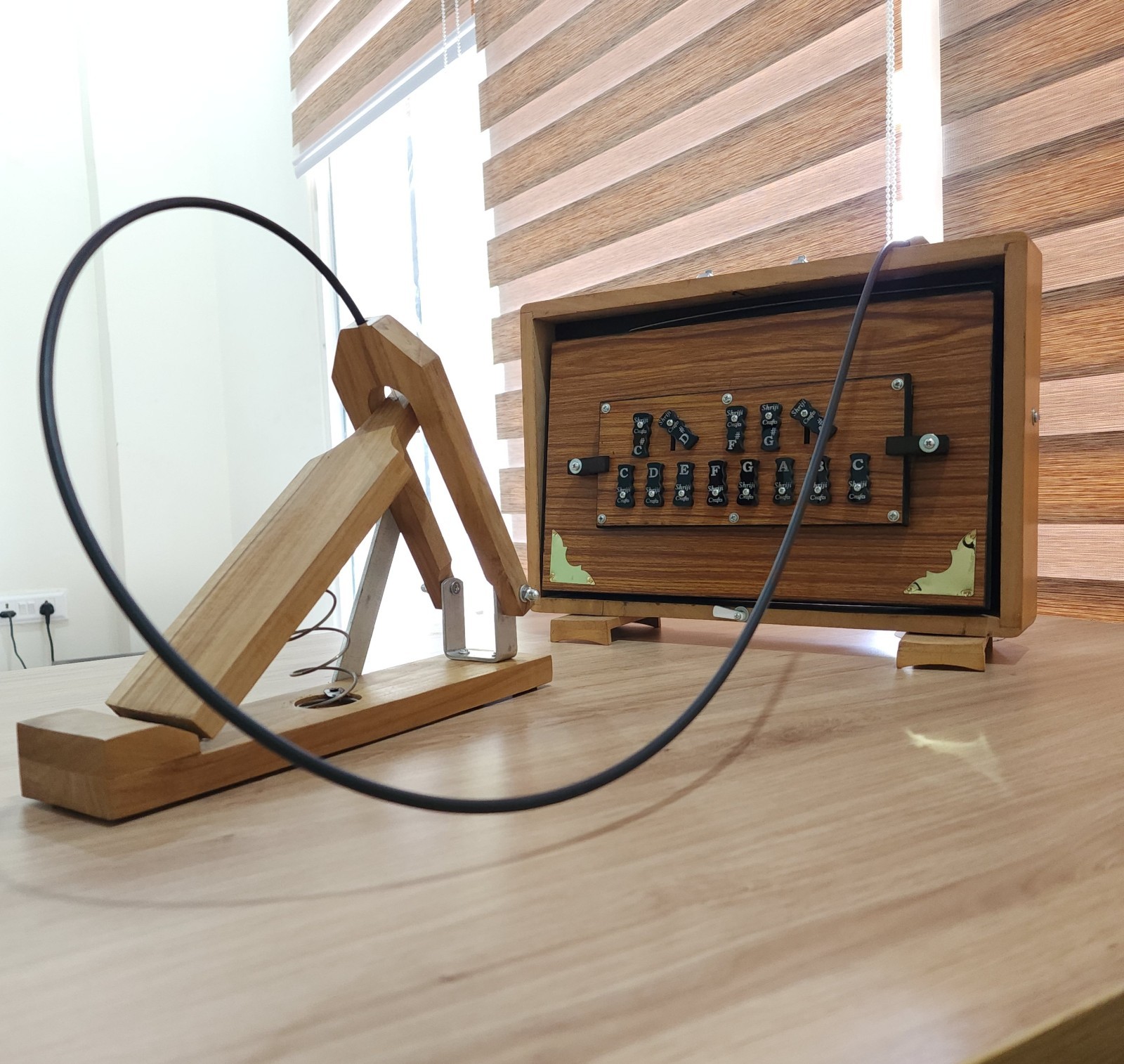 Premium Handcrafted Shruti Box 15″ Wood & ply 440Hz 432Hz C to C Concert Bronze