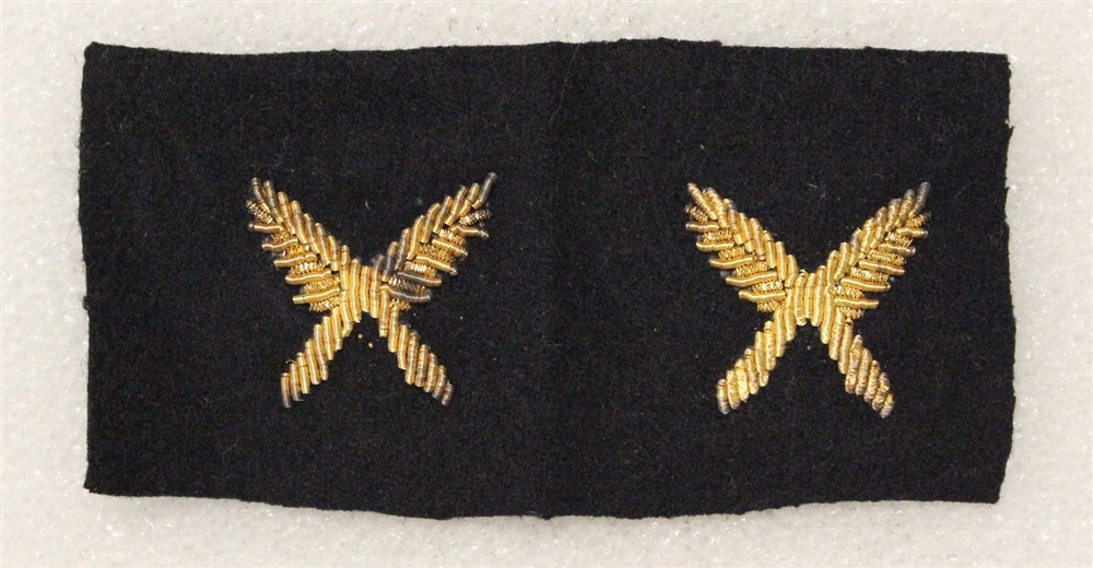 USN Navy Sleeve Insignia 1057: W.O., Yeoman - pair