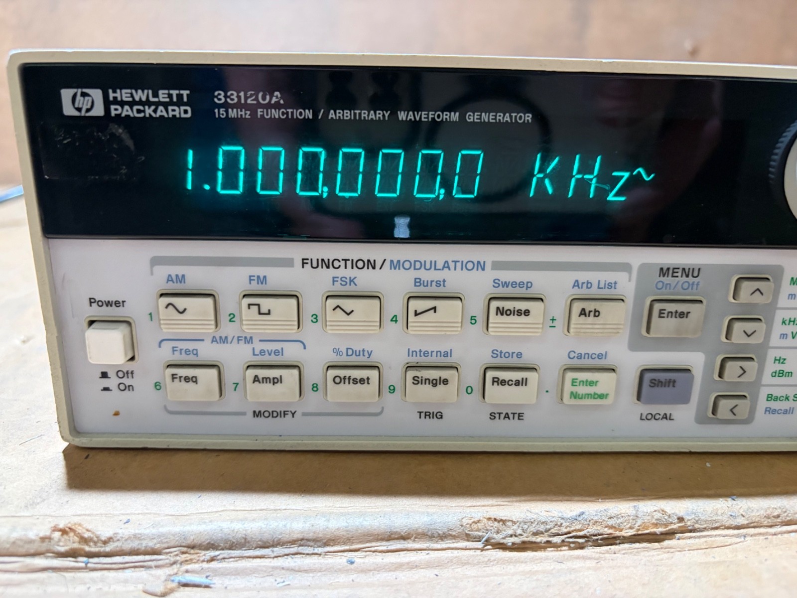 HP 33120A 15MHz Function / Arbitrary Waveform Generator
