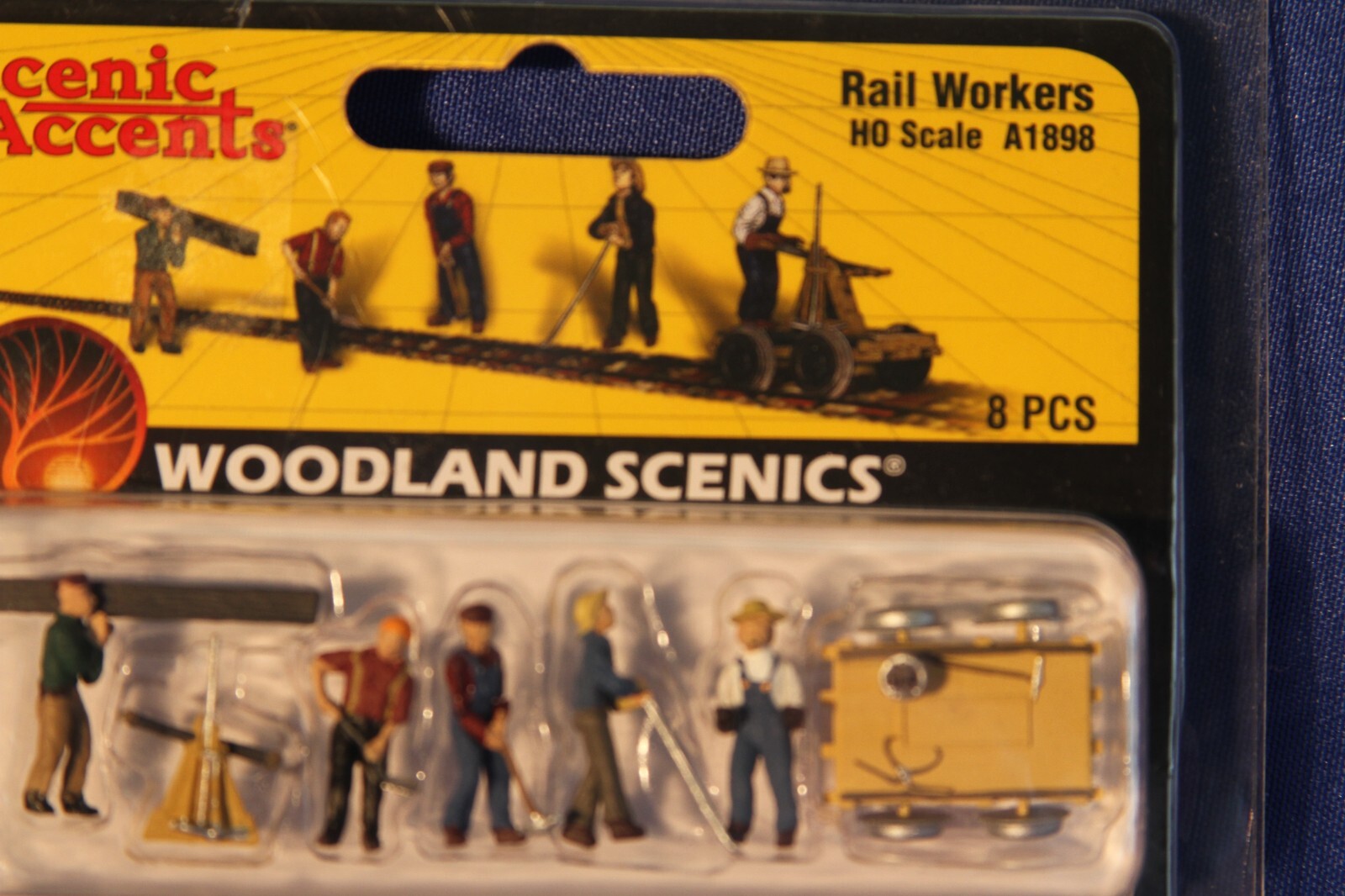 Woodland Scenics - Rail Road Workers (8 pcs.) - N Scale - A2177