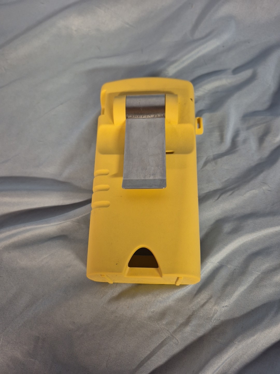 Nellcor OxiMax N-65P Handheld Pulse Oximeter W/ SpO2 Sensor & Yellow Case