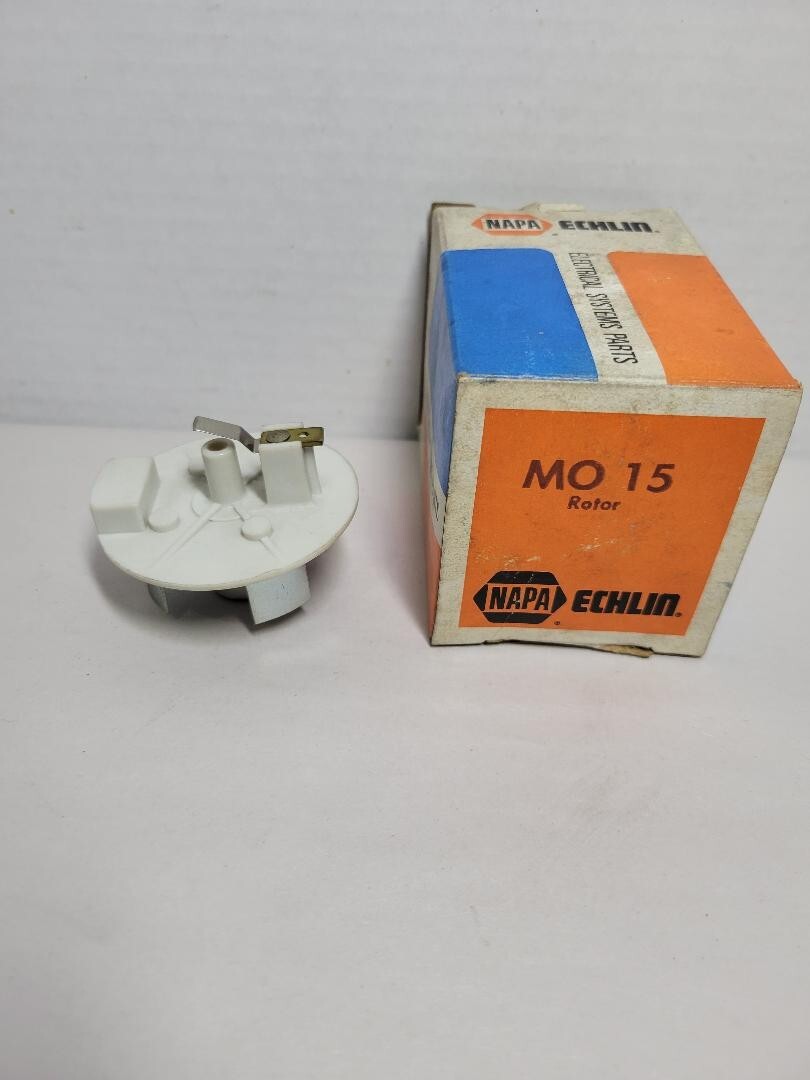Napa Echlin MO 15 Distributor Rotor New Old Stock