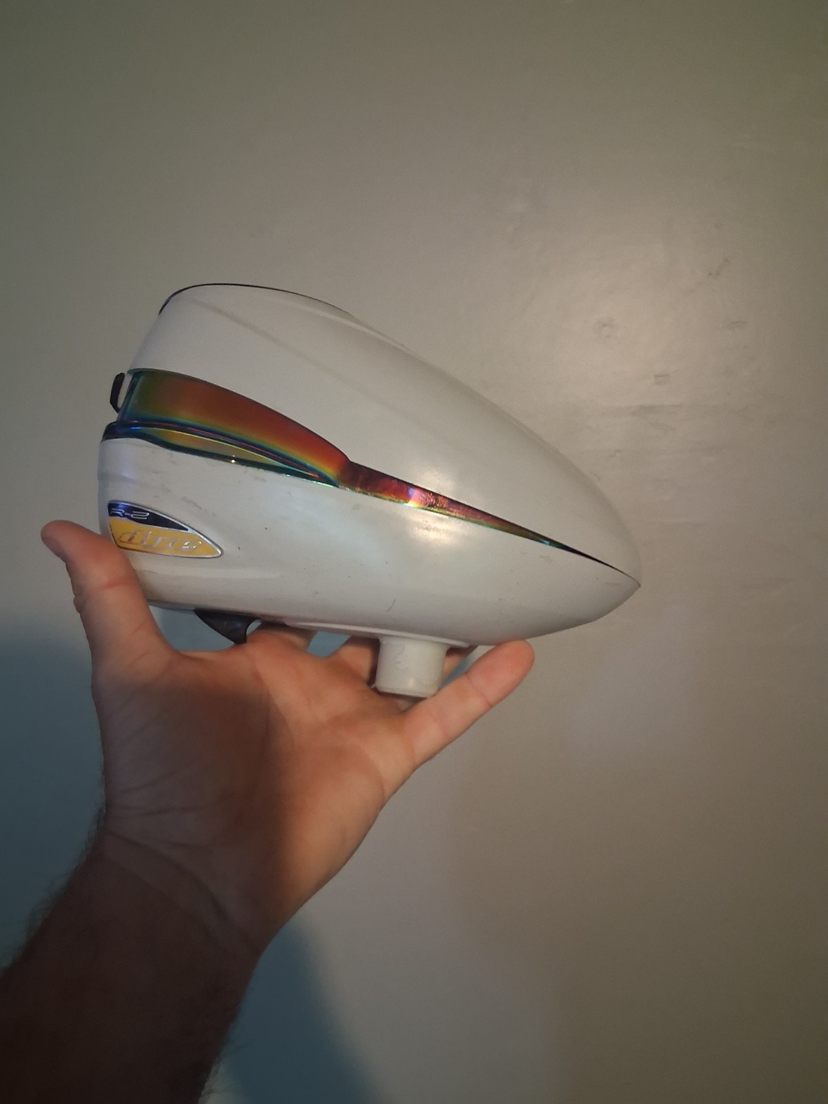 Dye R2 paintball loader With Speed Feed white