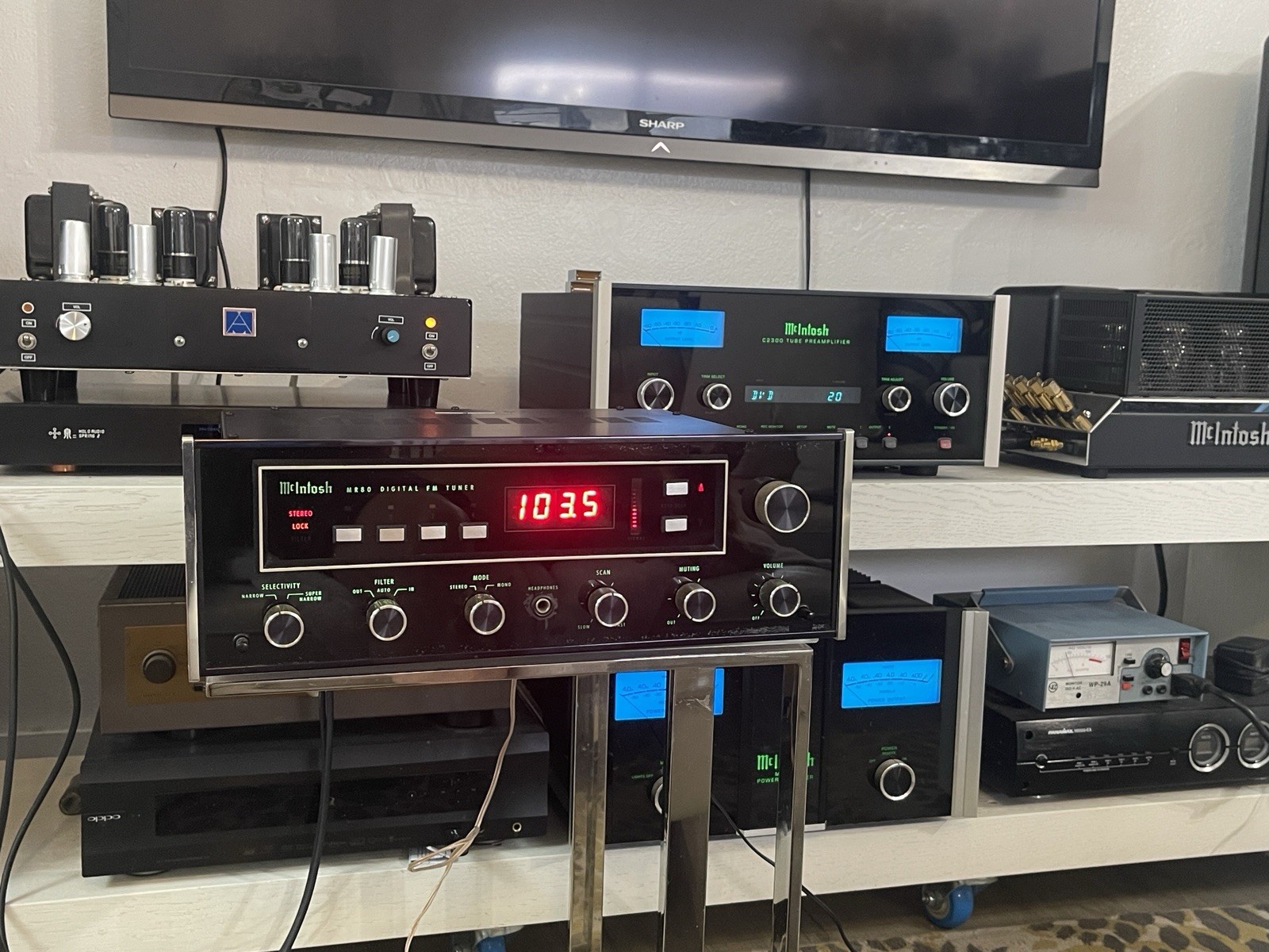 McIntosh MR80 FM Tunner