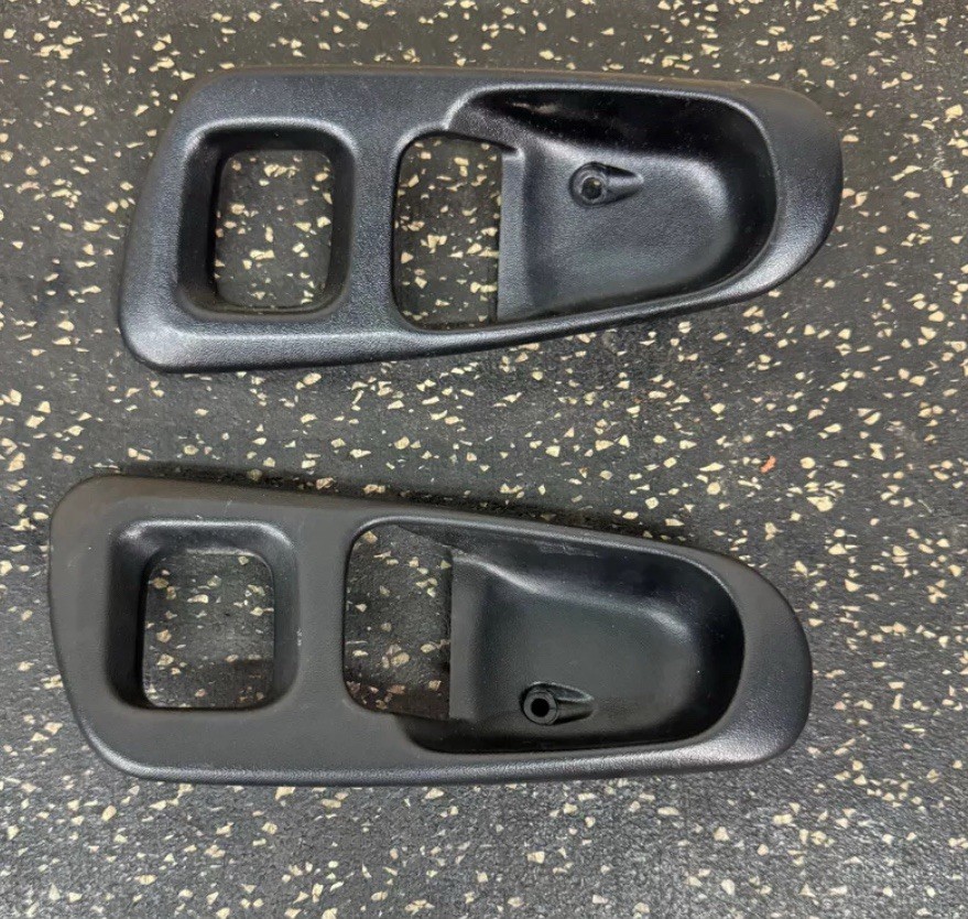 91-99 3000GT Stealth Door Handle Bezel Trim Surrounds Pair Left And Right