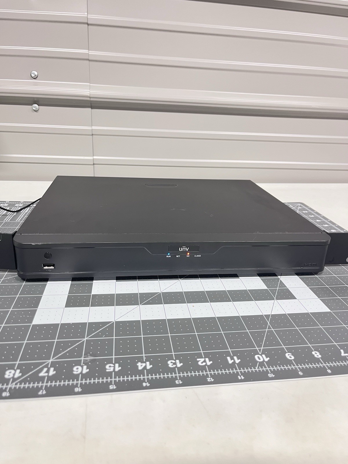 UNV Uniview XVR302-16Q3 Hybrid DVR 16-Channel 8MP Lite H.265 HDMI TVI AHD CVI IP