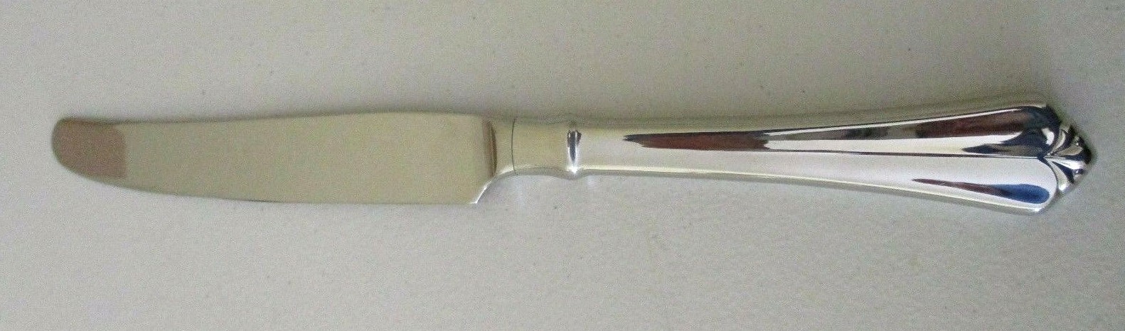 ONEIDA STAINLESS JUILLIARD DINNER KNIFE - 9 1/2" 02M
