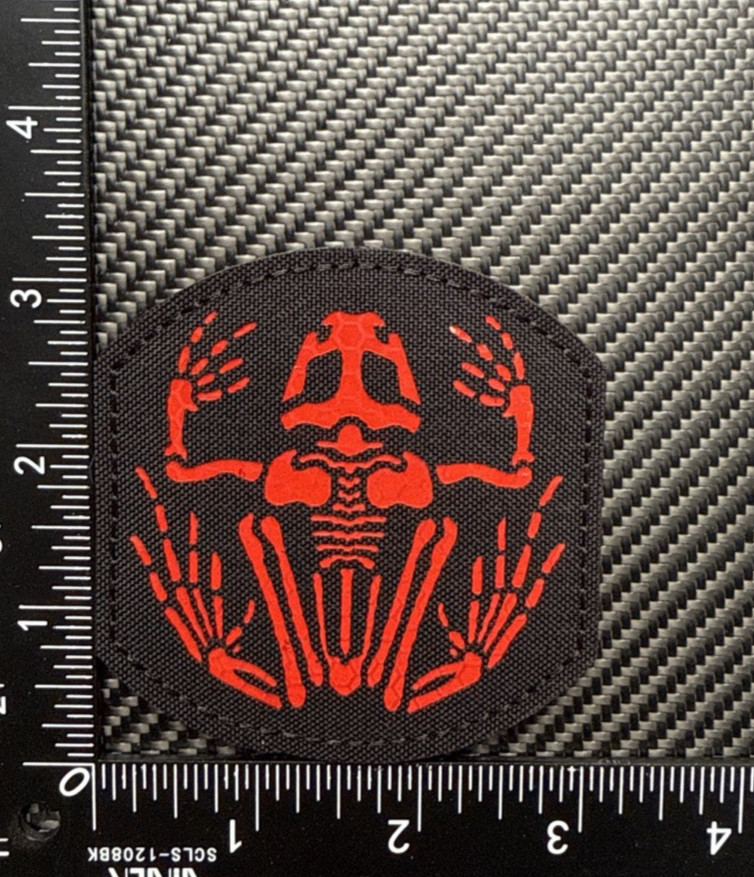 Frog Skull DEVGRU US Navy Seal Frogman IR Reflective Hook Loop Patch Red