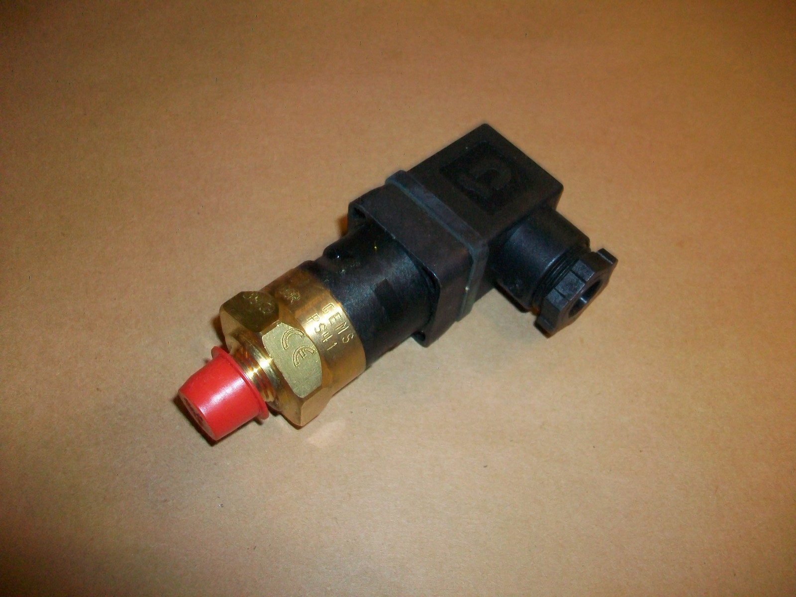GEMS PRESSURE SWITCH PS41-30-4MNB-C-HC  P/N 209159