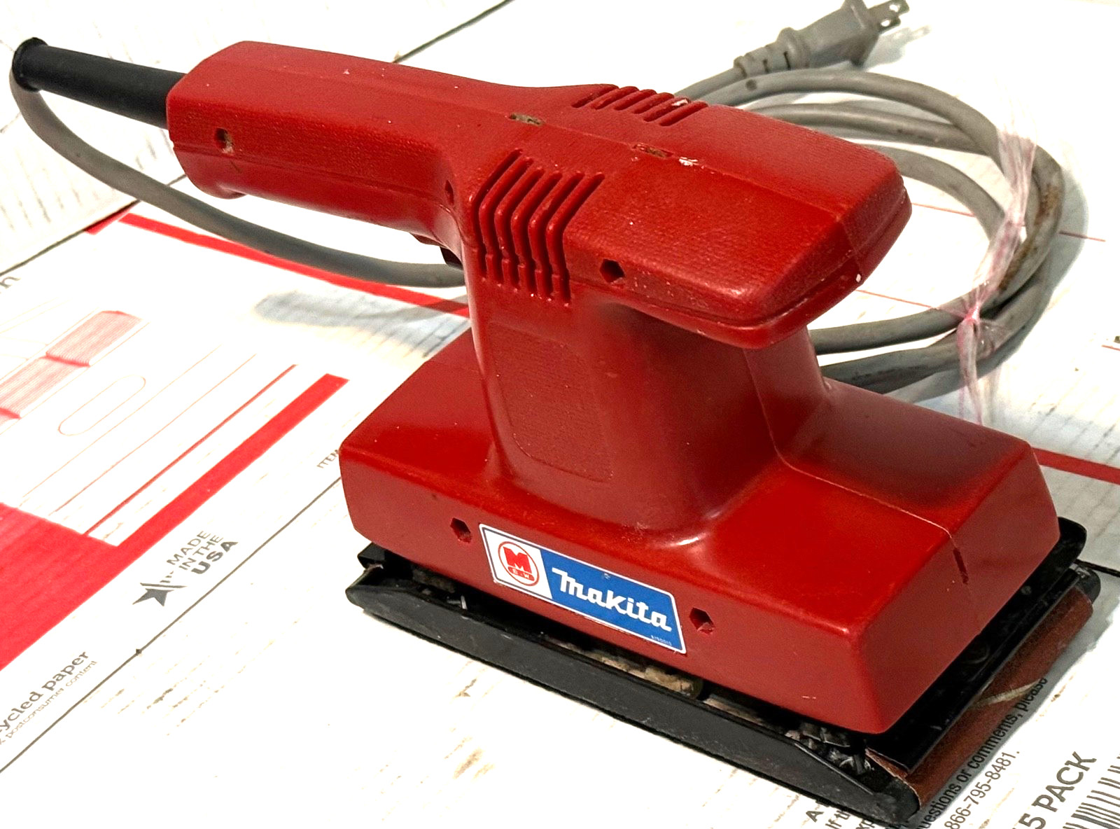 VINTAGE MAKITA ORBITAL FINISHING SANDER  MODEL  M903  - MADE IN JAPAN!!