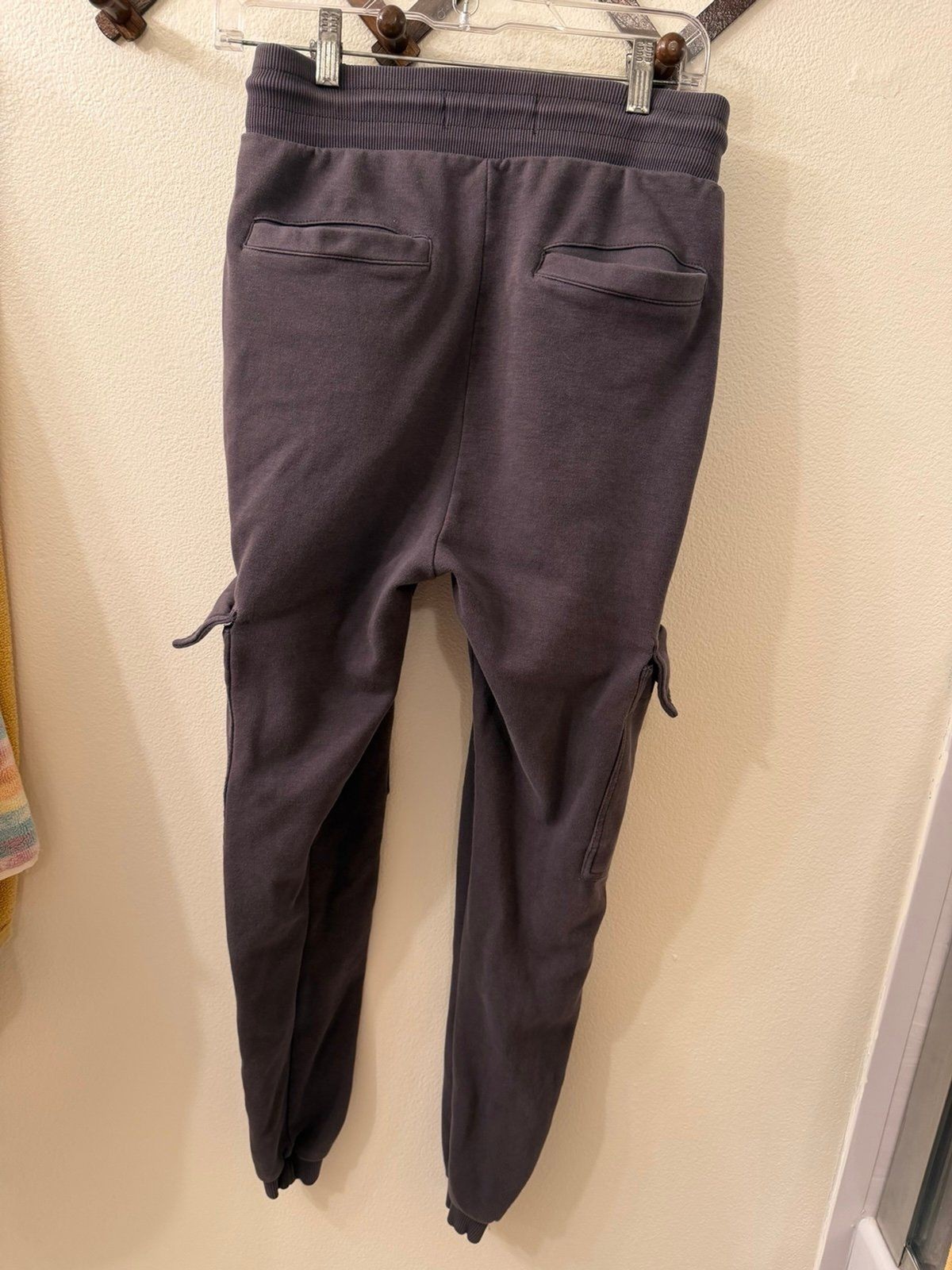 Youngla gray cargo joggers size M