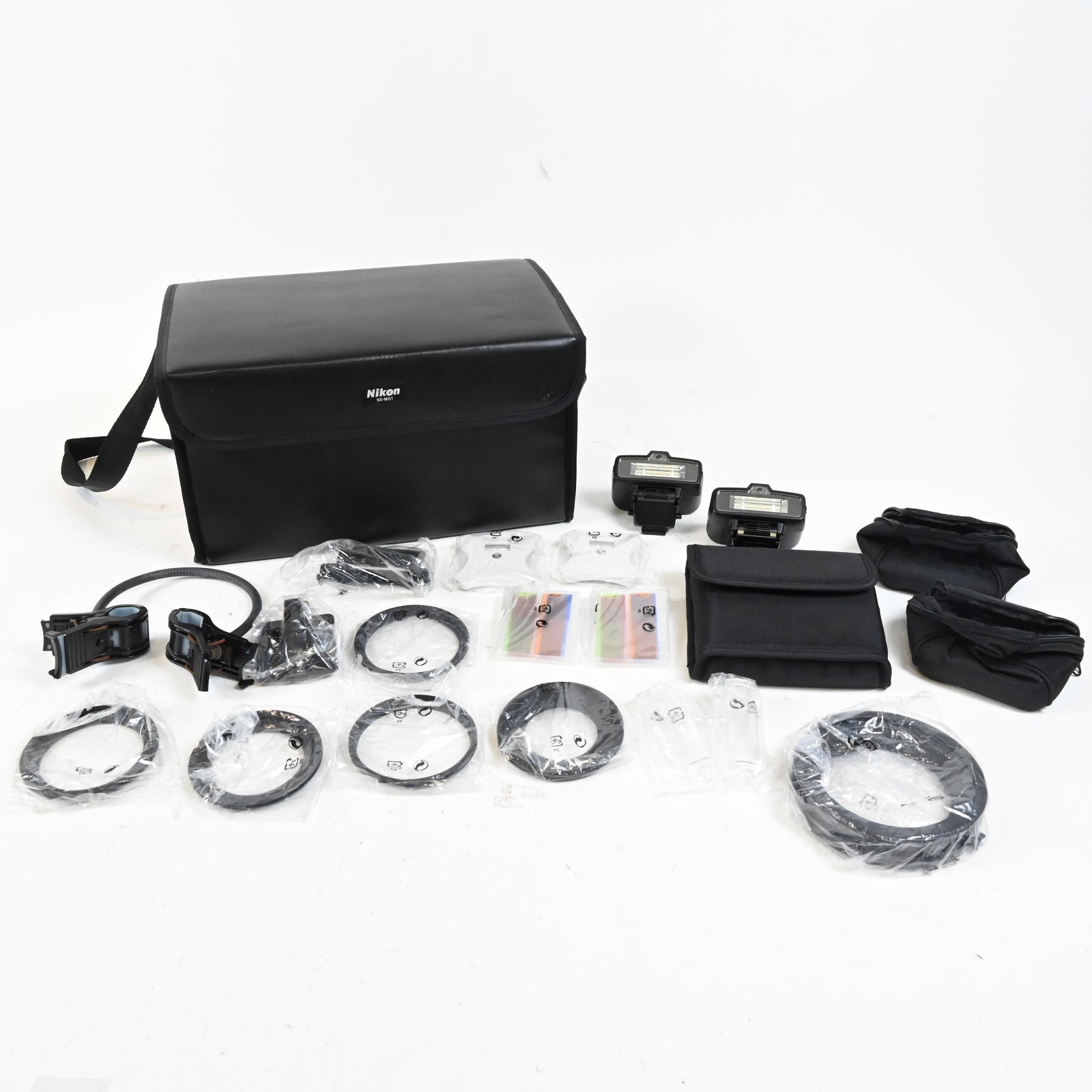 Nikon R1 Wireless Close-Up Speedlight System #552