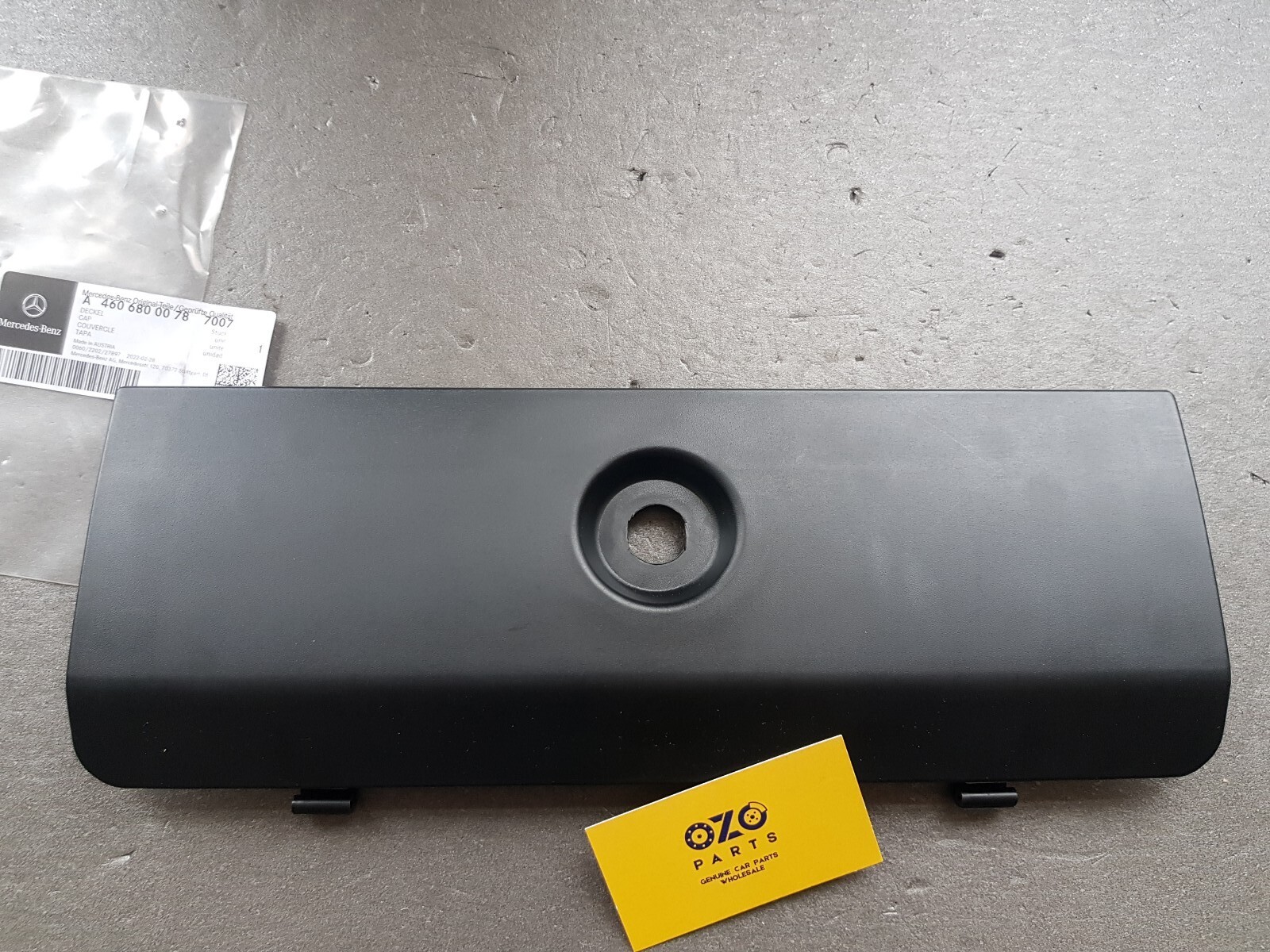 Genuine Mercedes W460 W461 glove box door cover A46068000787007