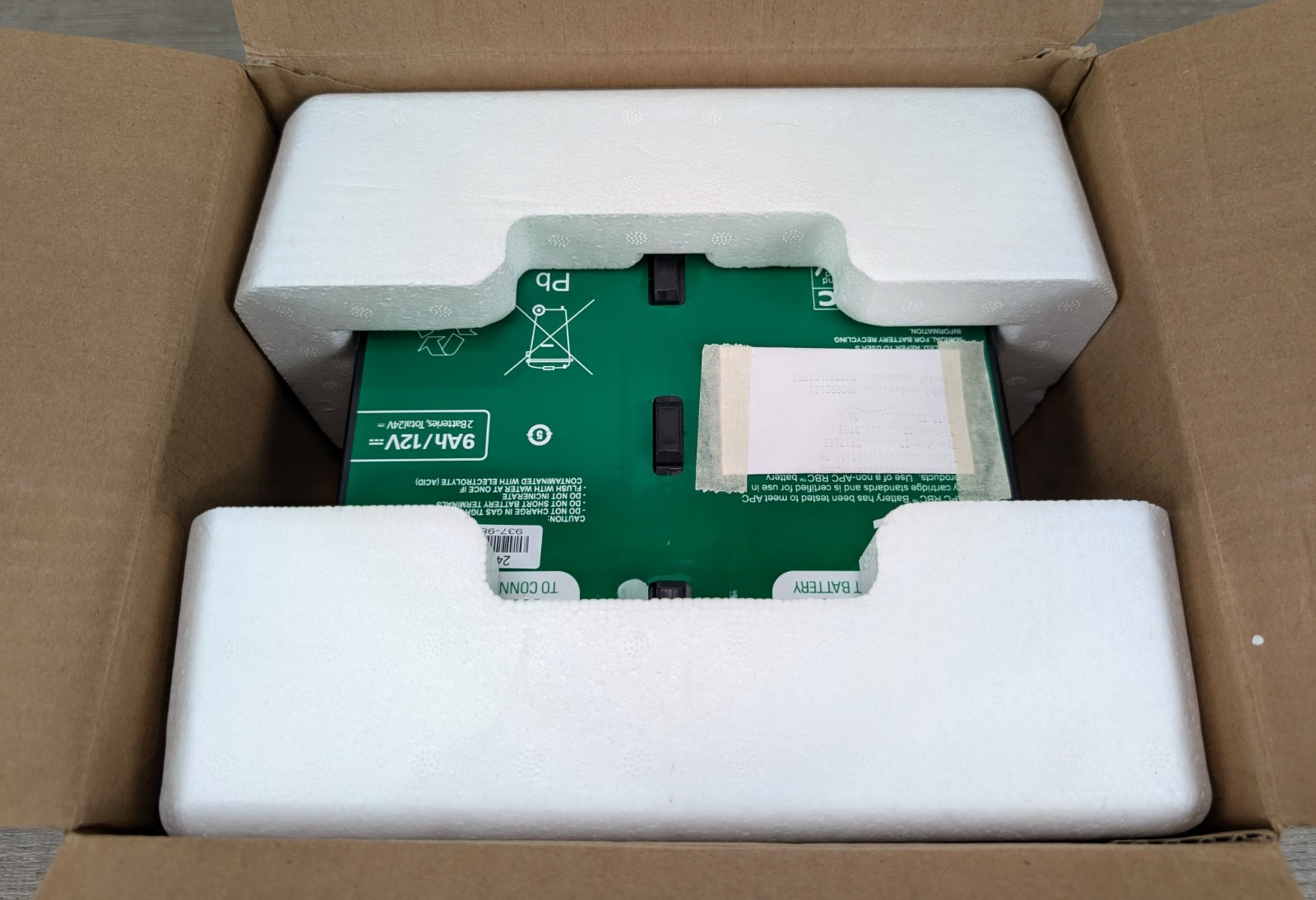 Replacement UPS Battery Cartridge for APC (APCRBC124)
