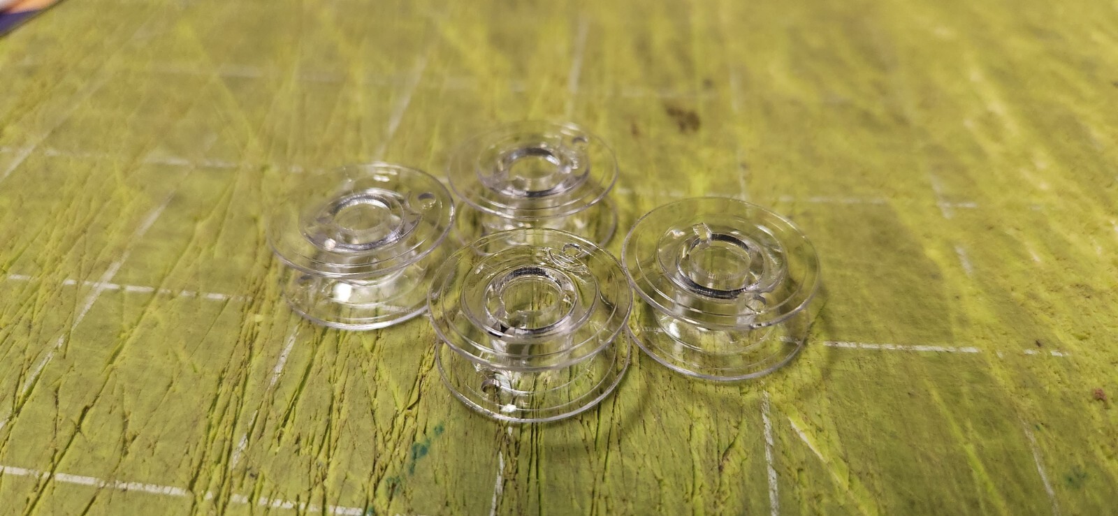 L Size Clear Plastic Bobbins for Brother Sewing Machines 50 Pack