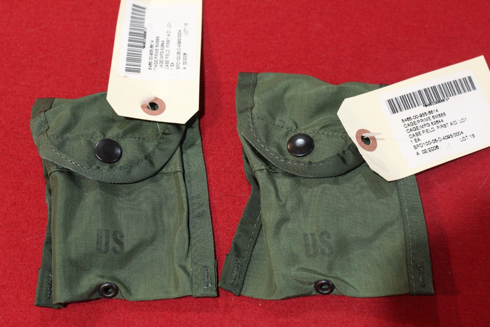 2 NEW MILITARY SURPLUS FIRSTAID  COMPASS POUCH  FIELD GEAR BELT CLIP ARMY GEAR