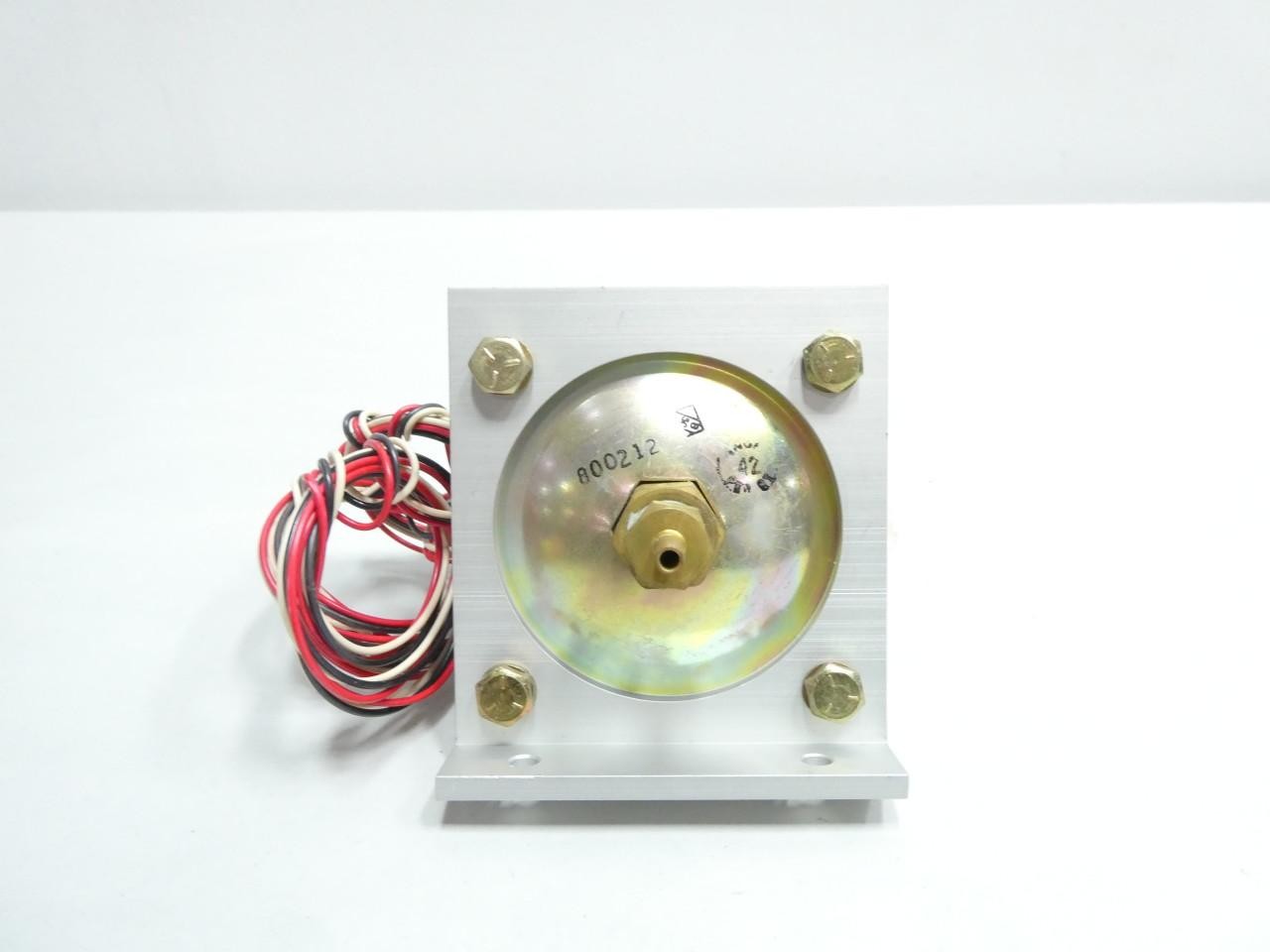 Barksdale D3S-AA3-Q40 Pressure Switch 0.3-3psi