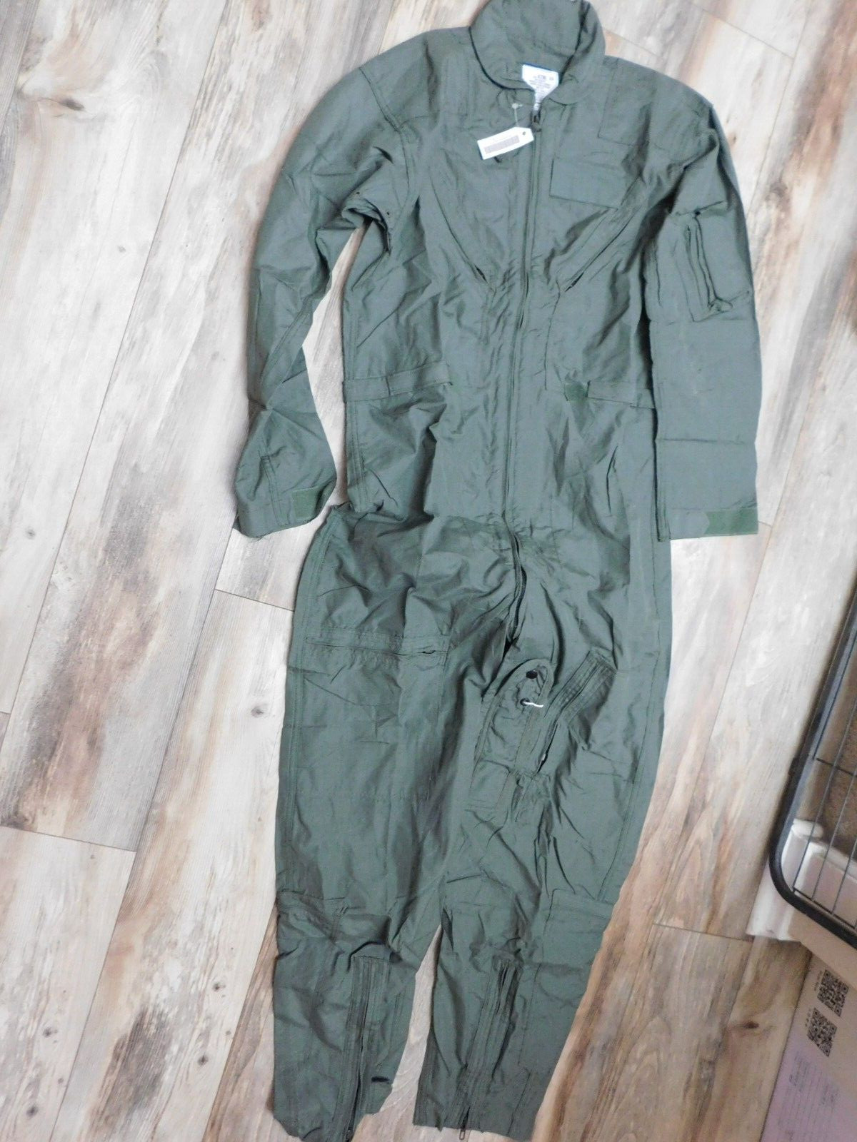 US ARMY WOMAN NOMEX SUMMER FLYER'S CWU 27/P SZ 42ML NEW