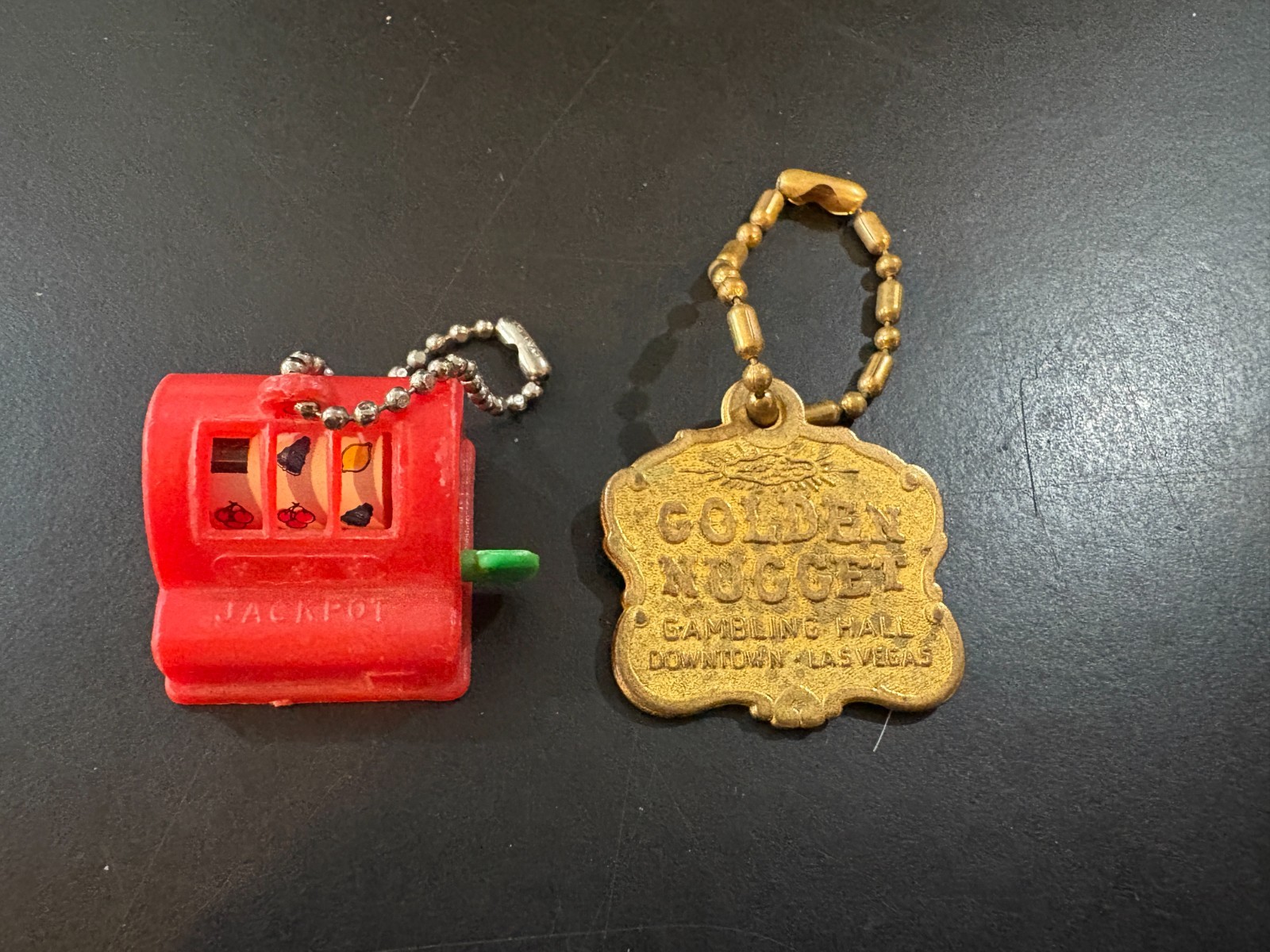 Key Chain Lot of 2 - Las Vegas Casino - Four Queens Golden Nugget Souvenirs Read