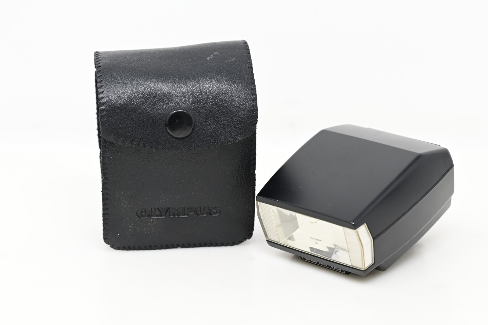 Olympus T20 Electronic Flash With Case  #B44
