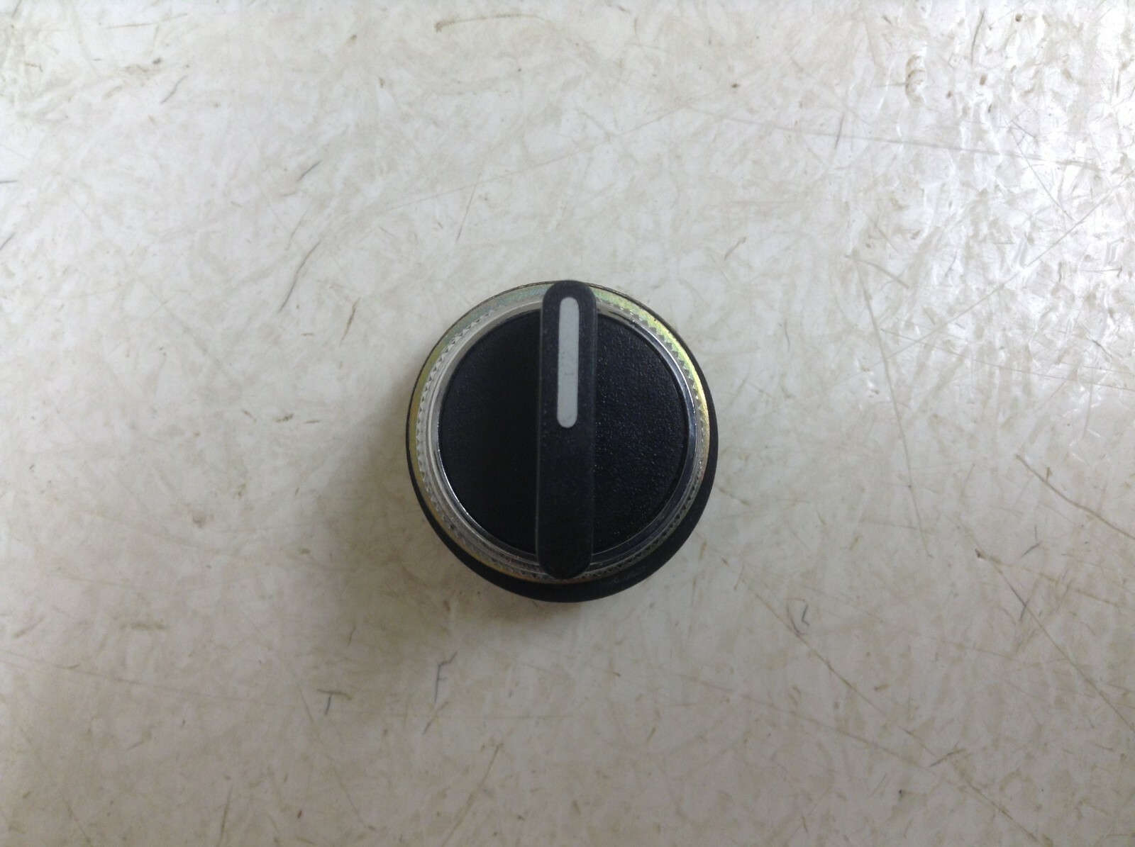 AEG 30 3 Position 1 Maintained 1 Momentary Selector Switch (TBI)
