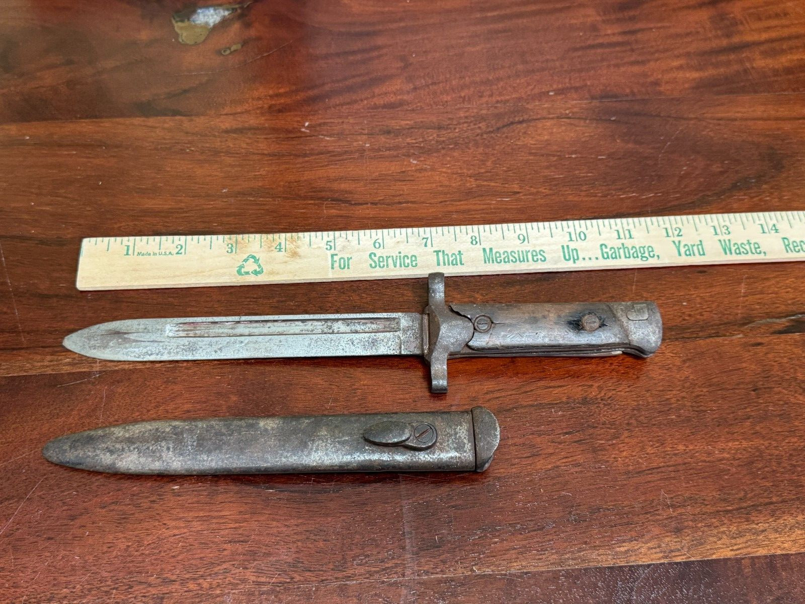 WORLD WAR 2 - WW2 BAYONETE KINFE AND SCABBARD ITALIAN CARCANO M38. 11 INCH