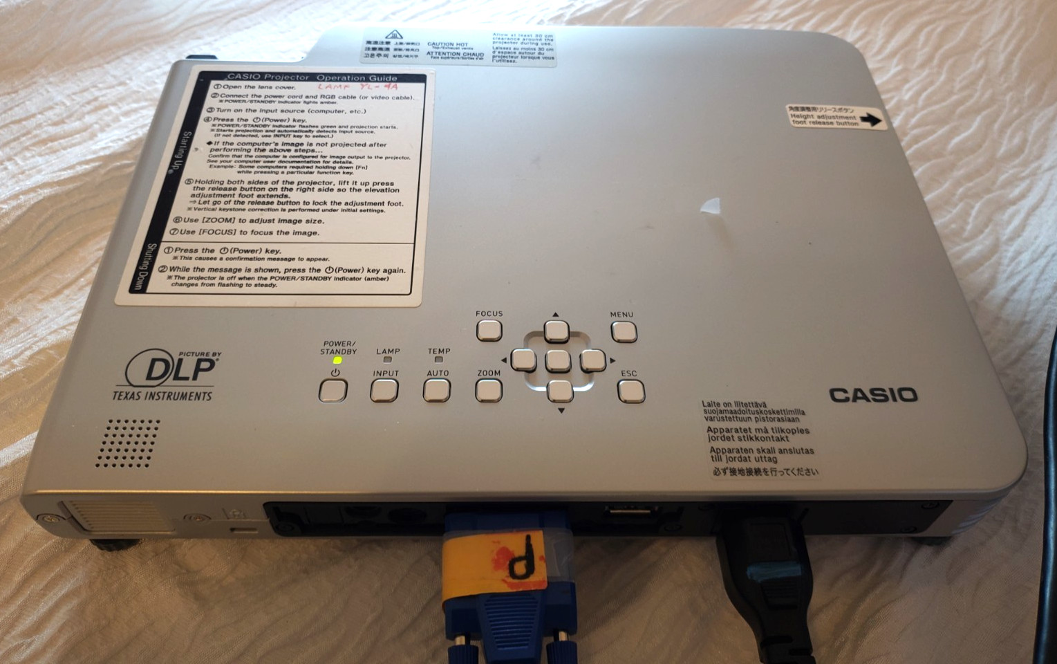 Used CASIO DATA PROJECTOR XJ-S47 With Carry Case Power Cord & Data Cable