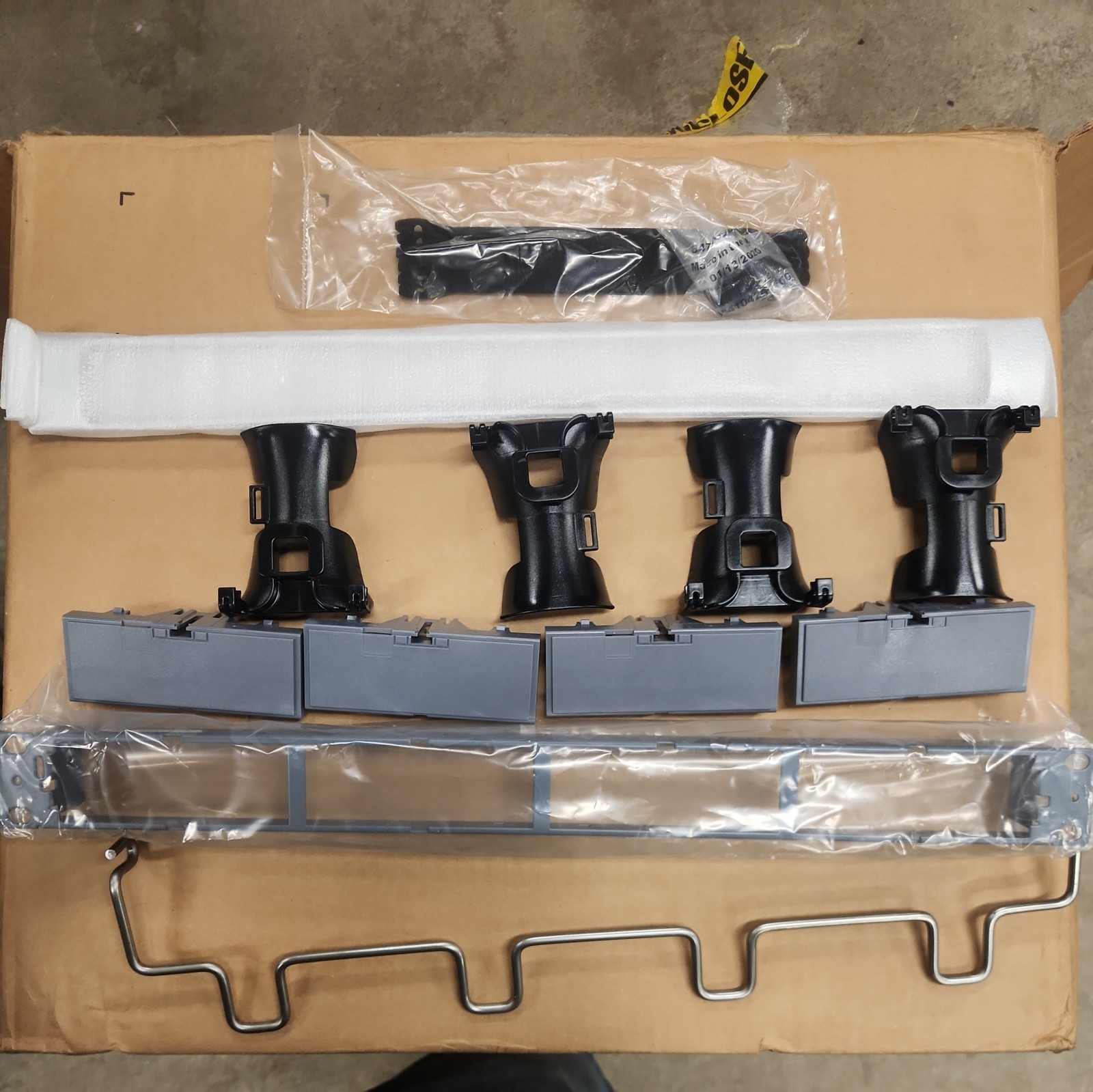 commscope 360-1100-E-KIT-1U. 1U Evolve Panel Kit