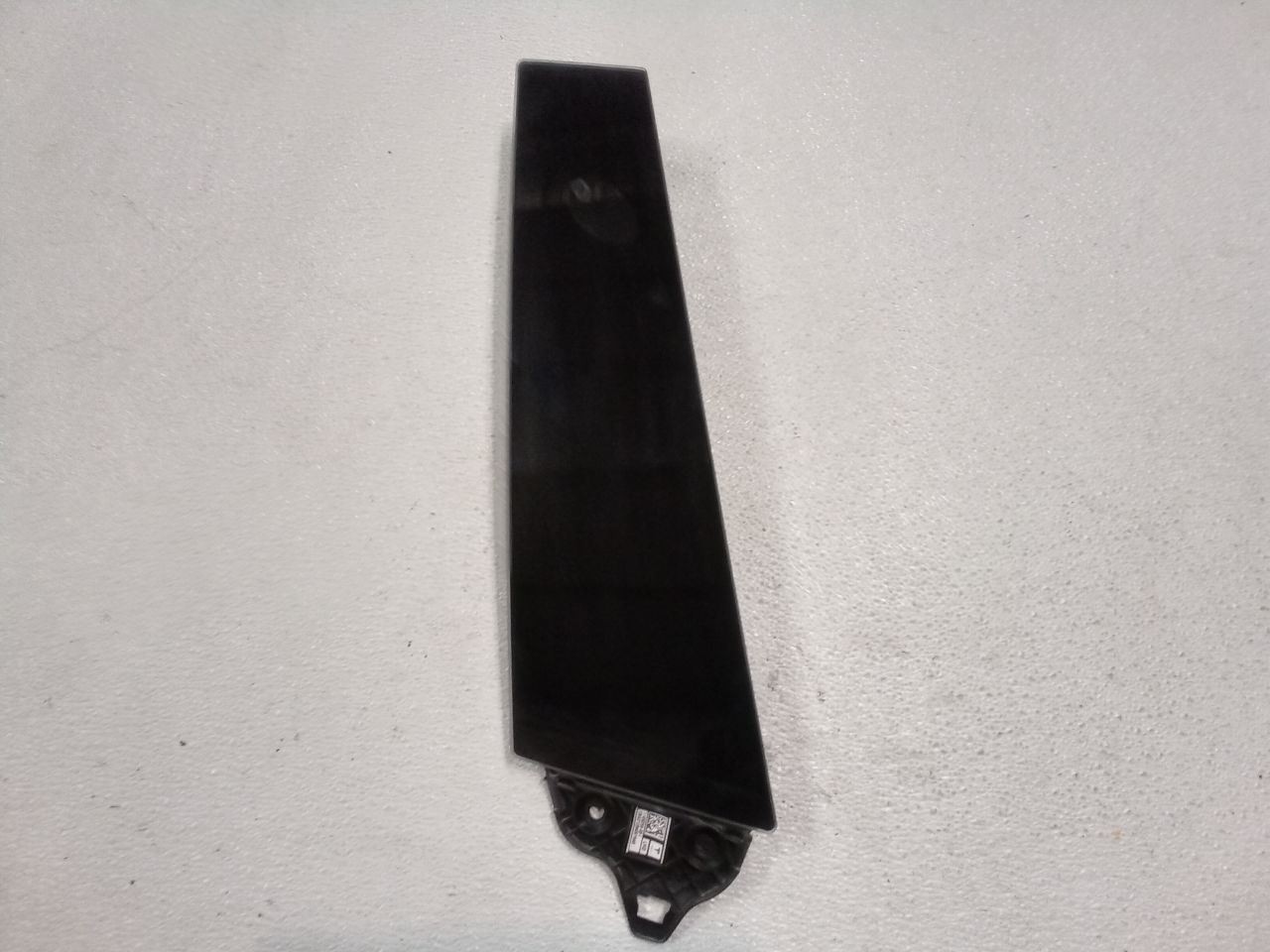 TESLA 3   2022 Passenger Side Door Post Mounted Camera/Projector 360662