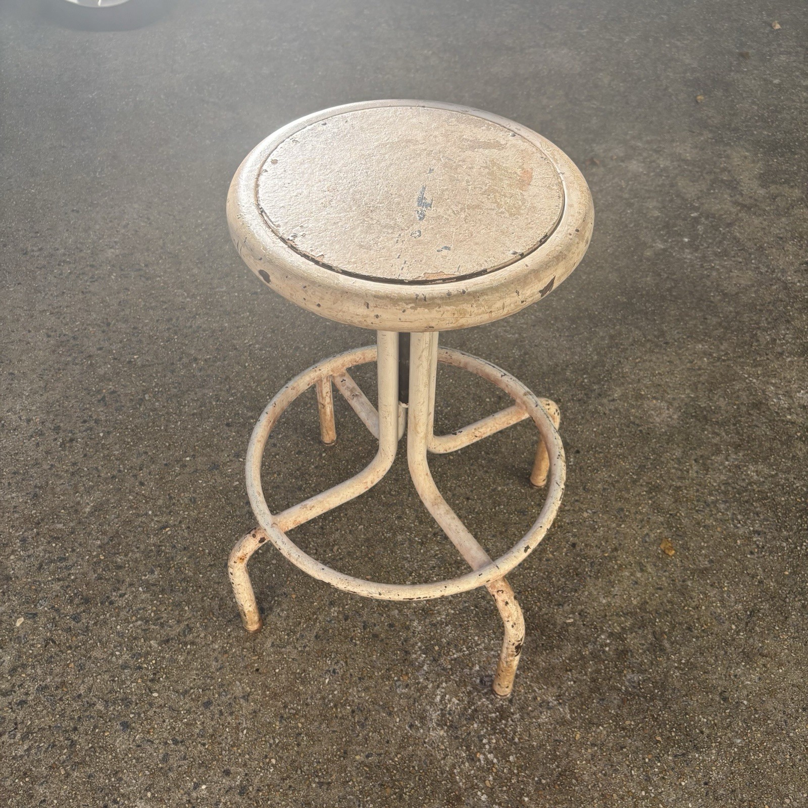 Vintage Steel Industrial Metal Adjustable Shop Stool Chippy Medical White READ