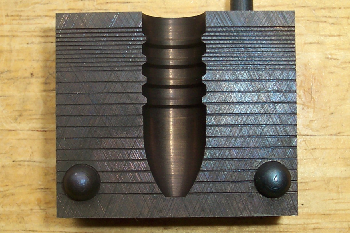 RCBS 45-500-BPS 45 CAL 500 GRAIN FLAT NOSE BULLET MOULD