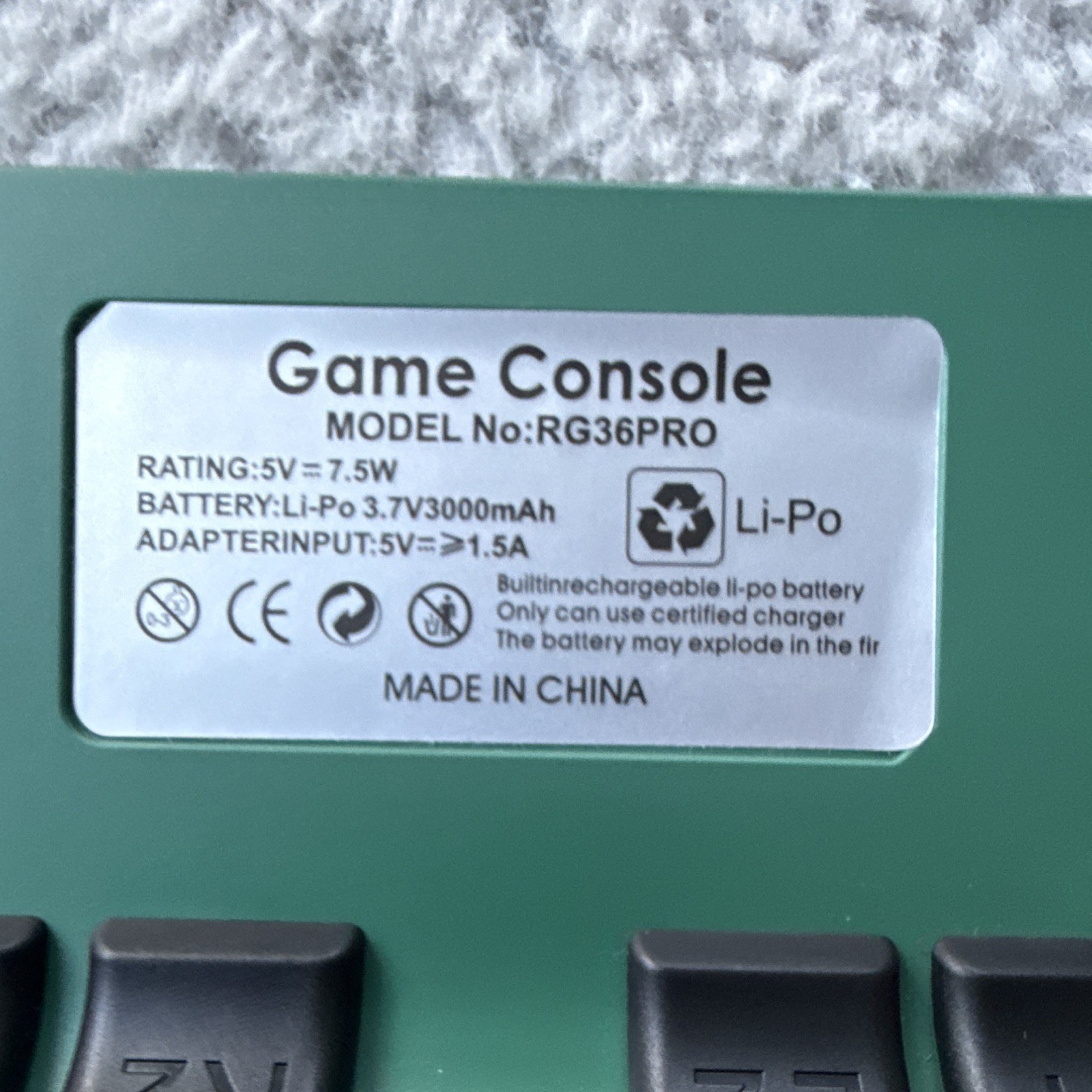RG36PRO Handheld Game Console Green 64GB Linux 480p Rechargeable USB