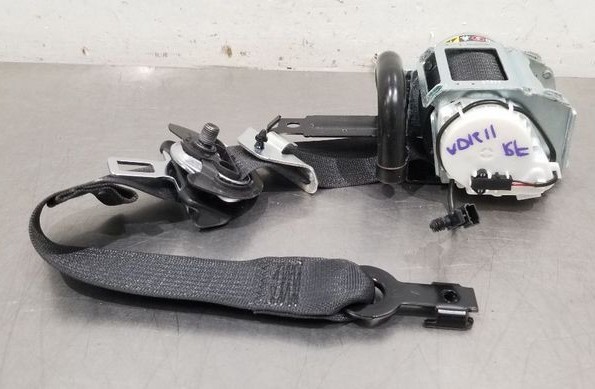 2017-2019 Chevy Silverado Sierra Front Left Driver Seat Belt Retractor Black Oem