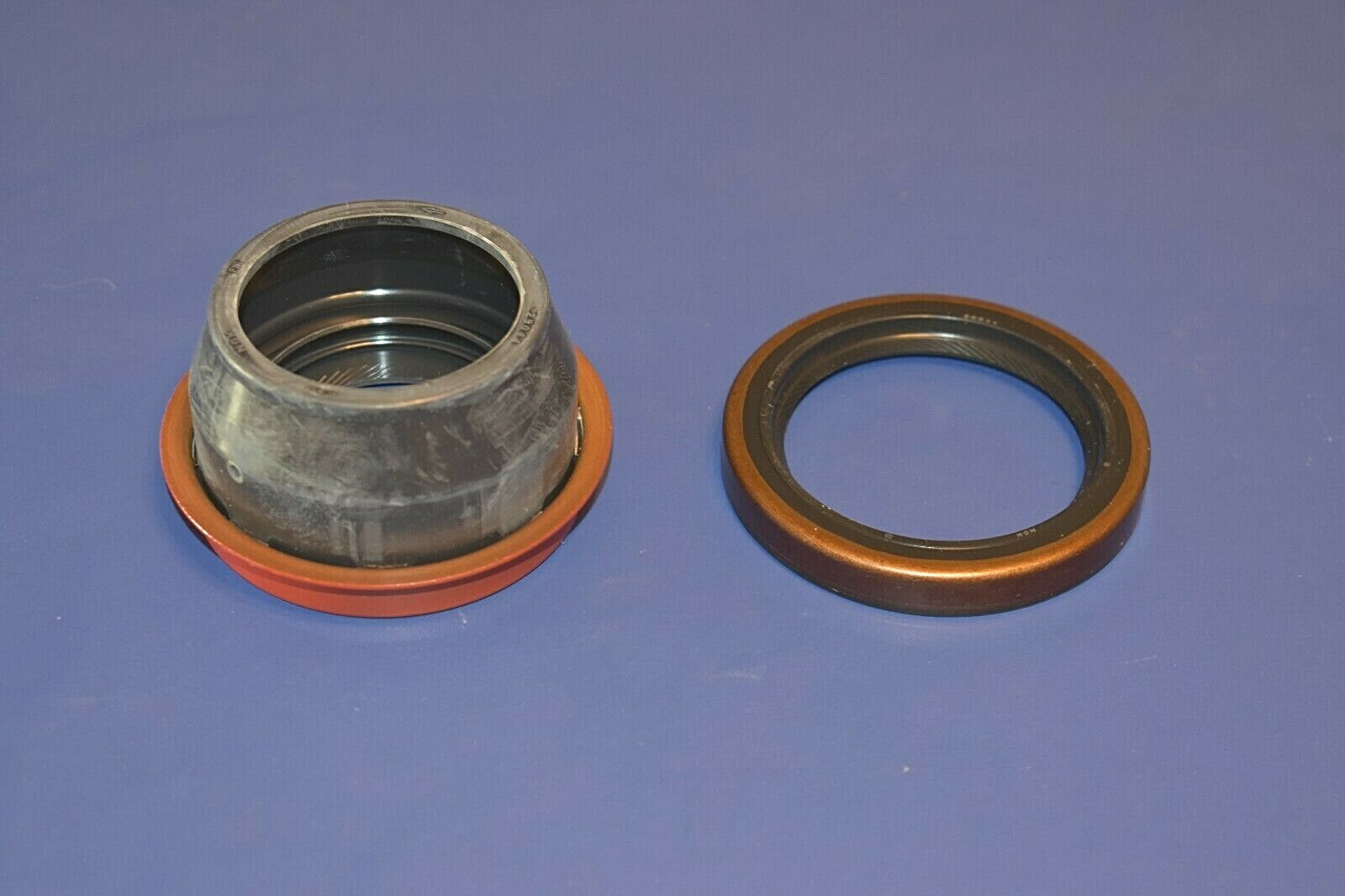 Ford C6 Transmission Front Pump Body & Extension Housing Seal 1966 - 1997