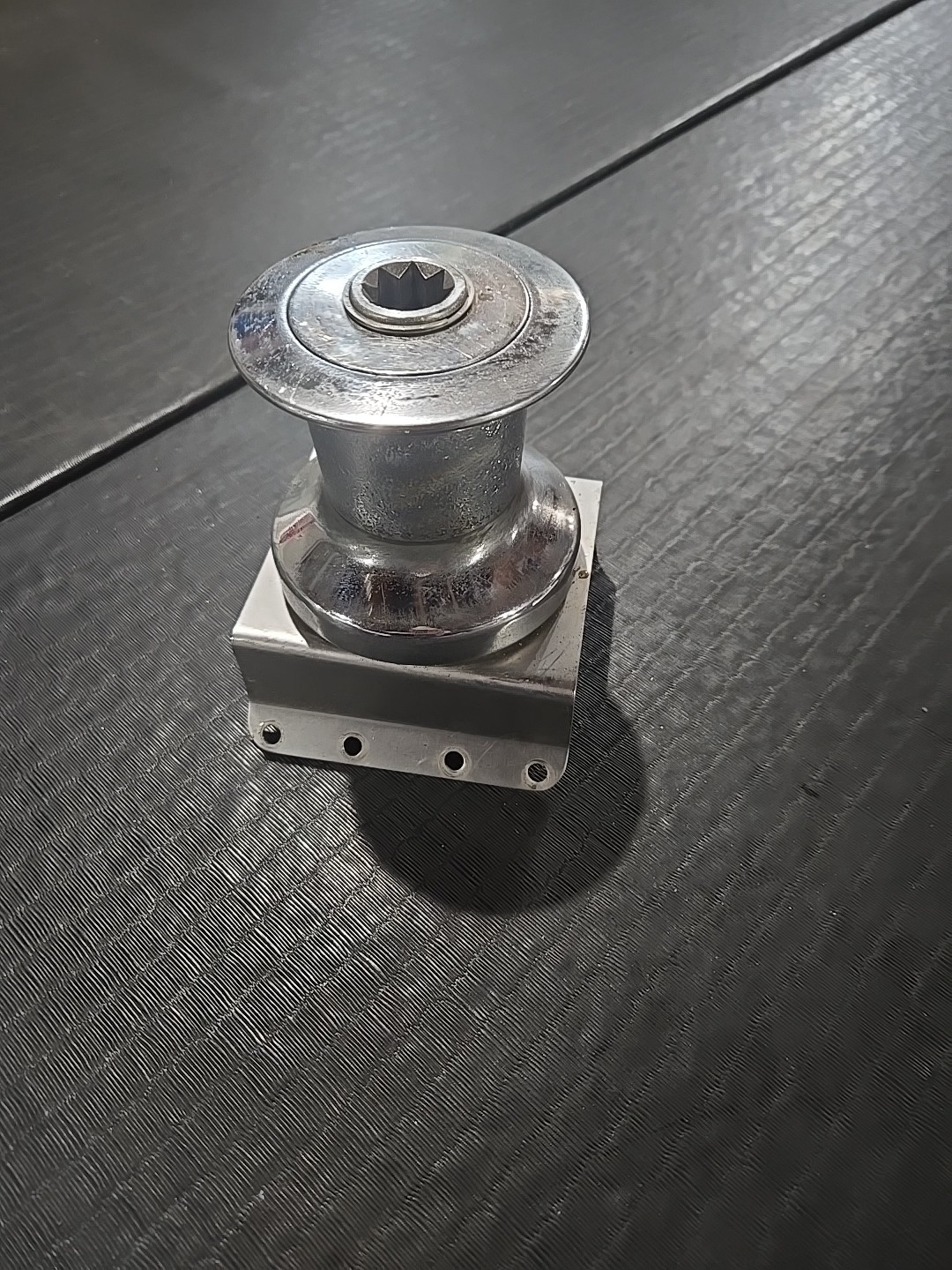 Lewmar Size 8 Chrome on Bronze Winch Single Speed With Mount