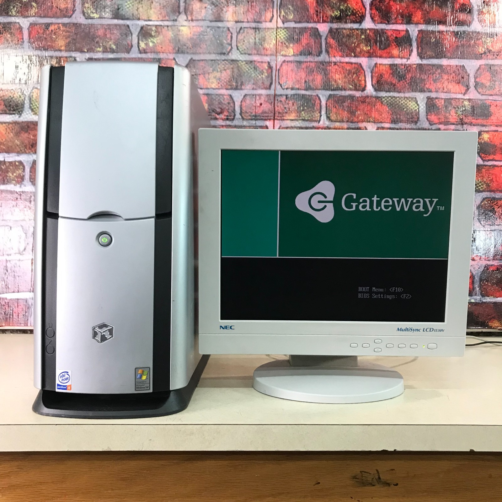 Gateway MFATXPNT ESX 500 ATX PC Pentium 4 2.4GHz 1.5GB RAM No HDD (Retro Gaming)