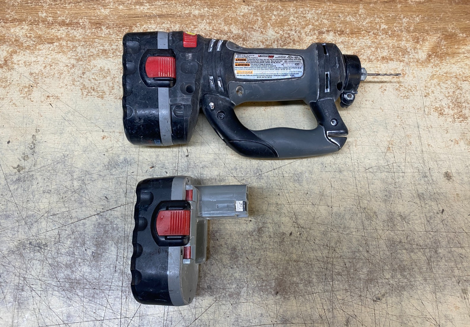Bosch RZ 18V RotoZip with 2 Batteries No Charger