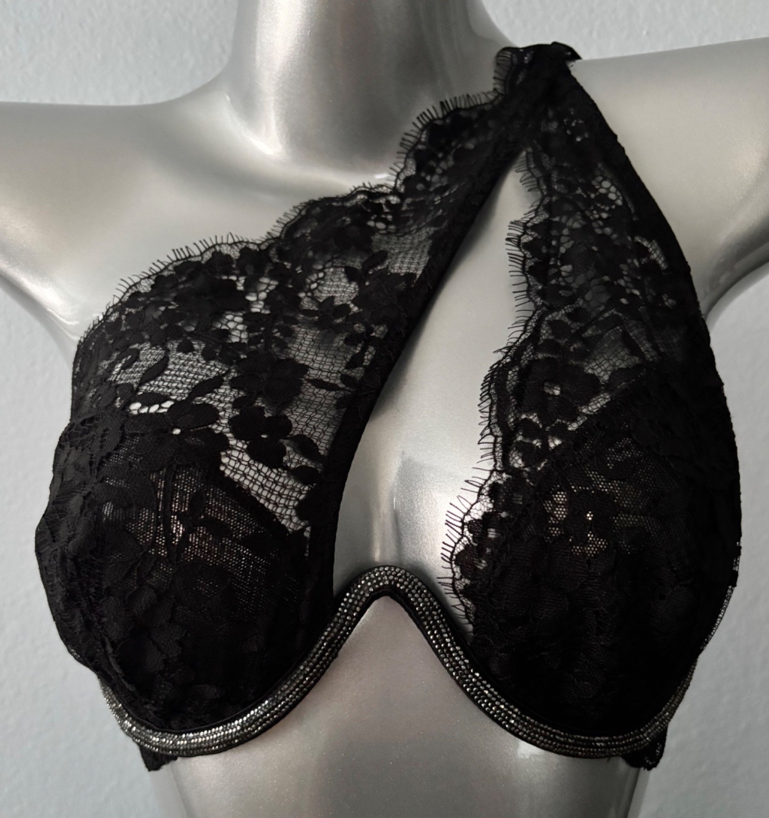 Victoria's Secret Dream Angels Unlined Plunge One Shoulder Shine Bra Black M
