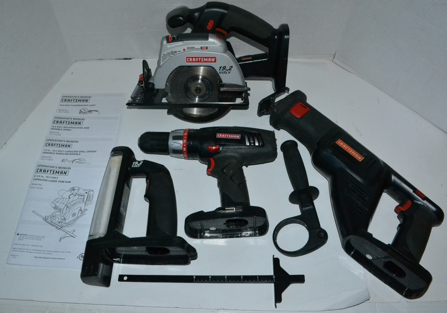 Craftsman 19.2V Cordless Tool Set Drill-Driver Trim Saw Reciprocating Saw Light