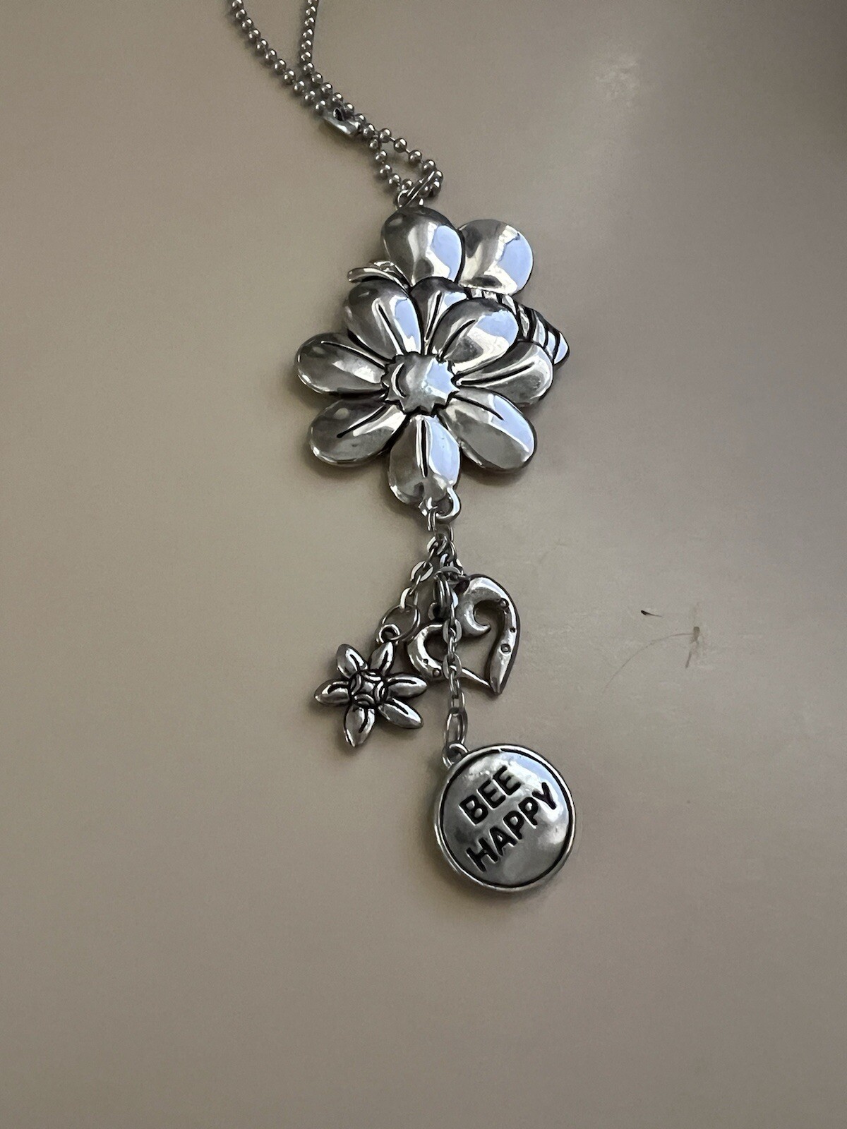 NWT Ganz Bee Happy Silver Metal Rear View Mirror Accessory Bee Flowers Charm