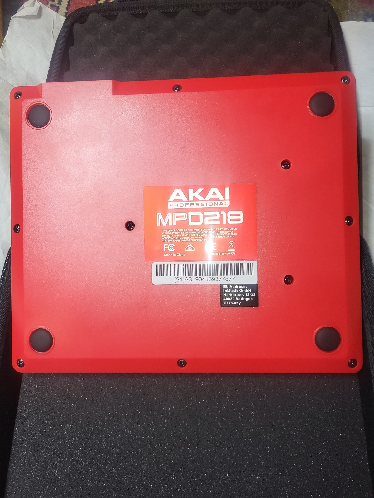 Akai Professional MPD218 USB MIDI Controller