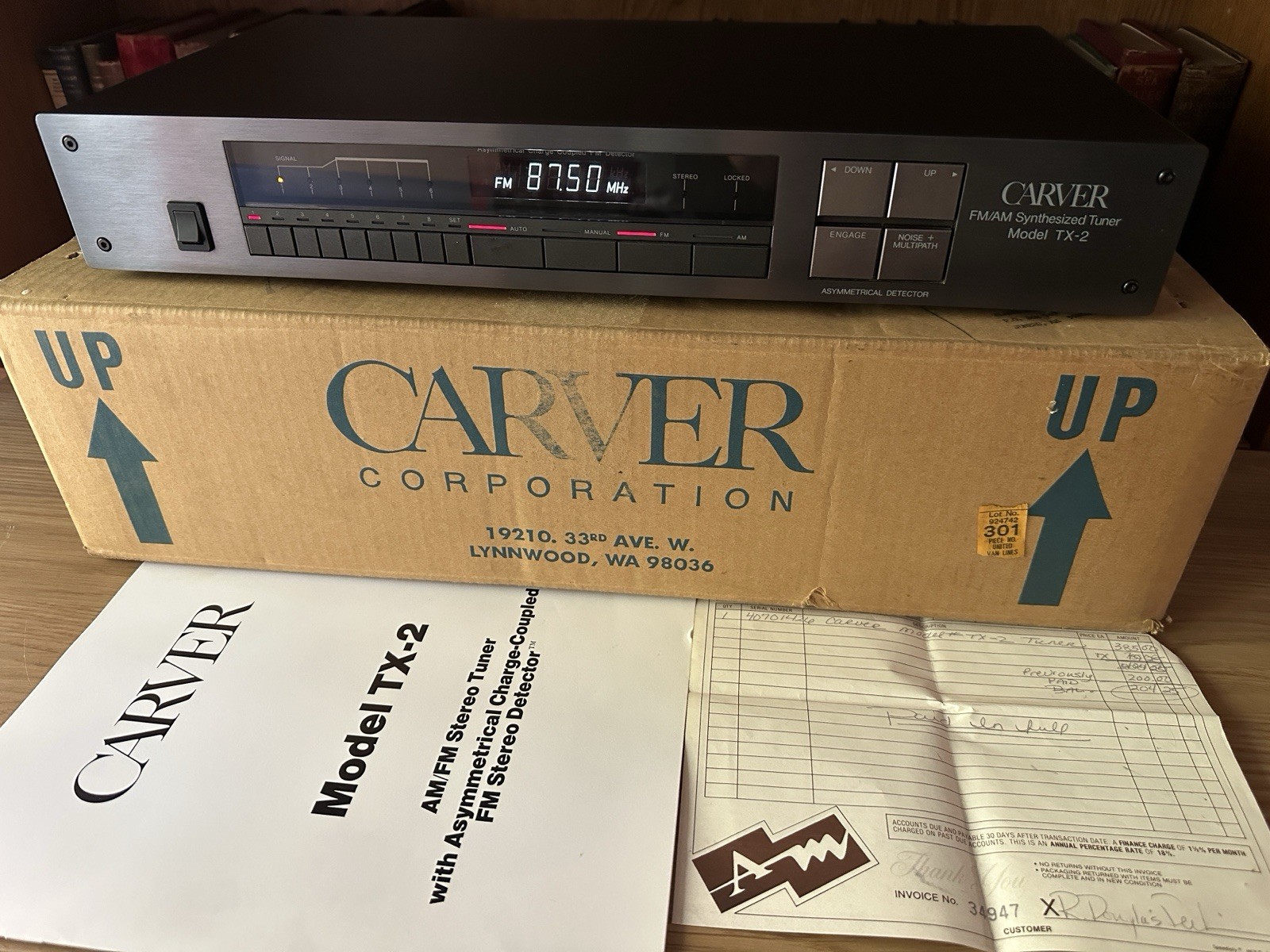 Carver AM/FM Synthesized Tuner Model TX-2 Original Box Manual Receipt Collectors