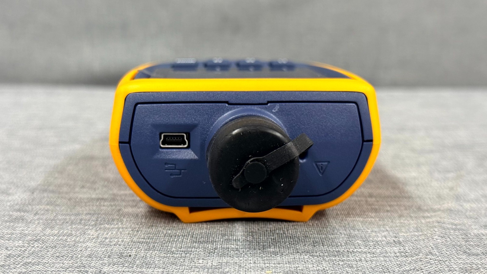 Fluke Networks SimpliFiber Pro Optical Power Meter Handheld Device