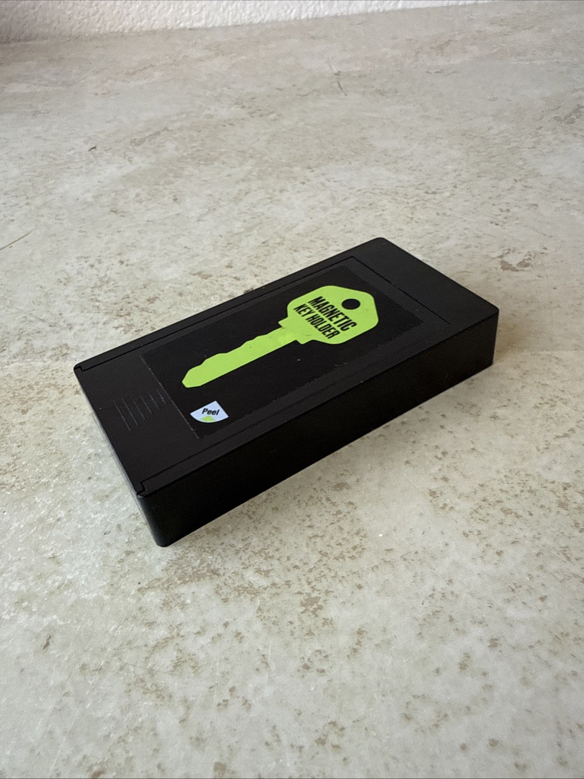 Large Plastic Magnetic Key Case