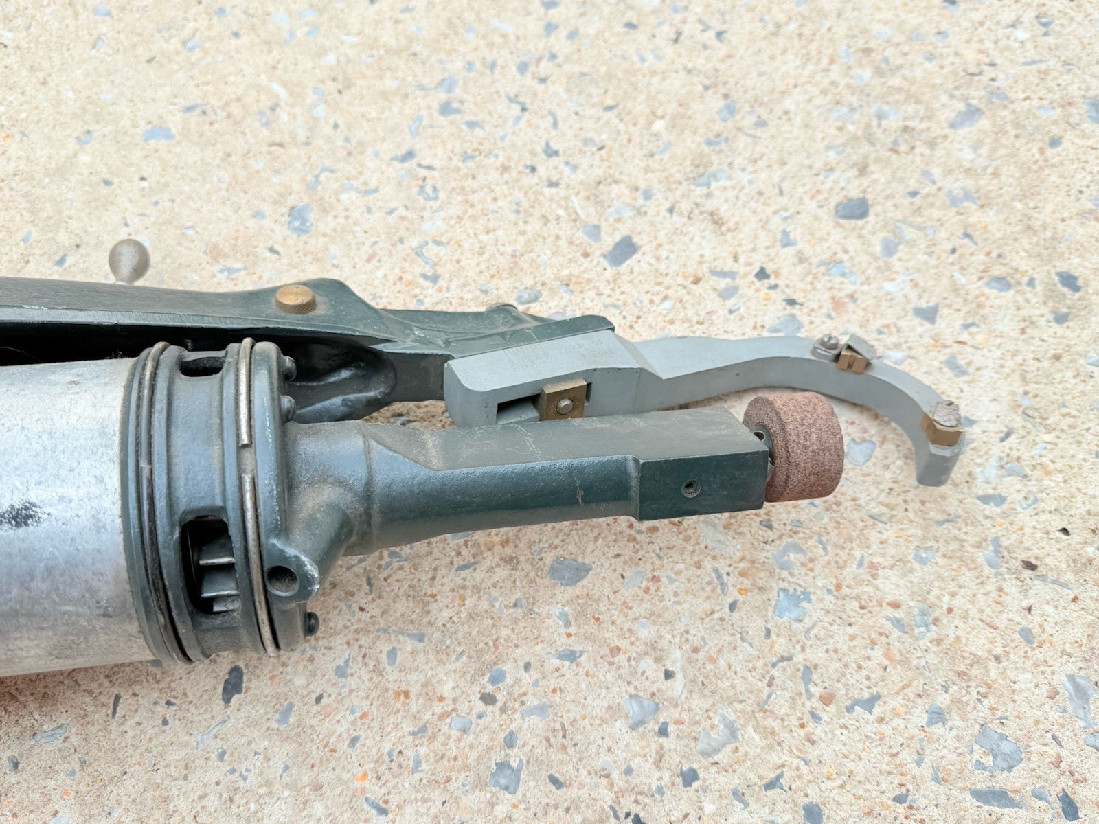 Sunnen Crankshaft Grinder Model KN