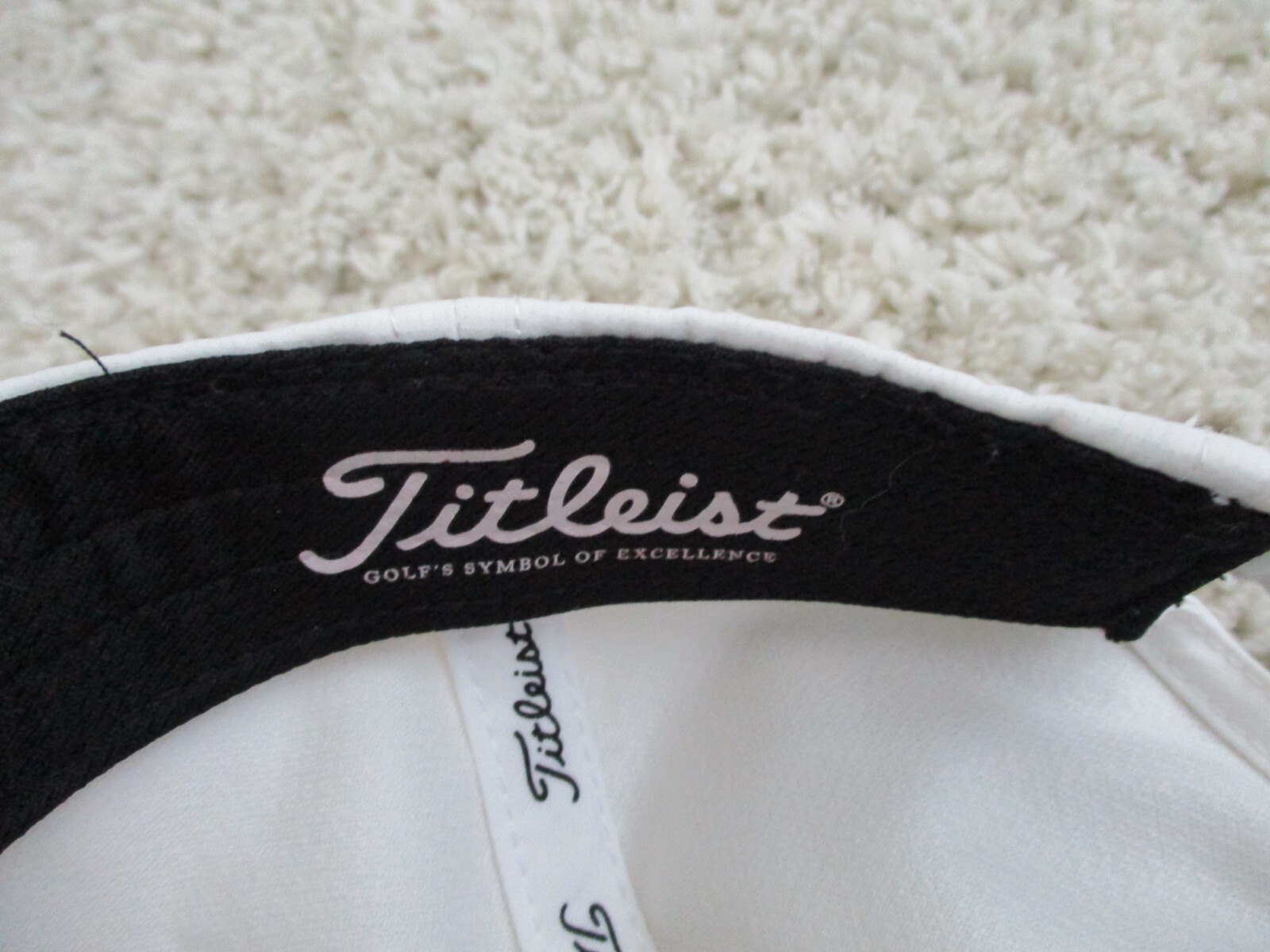 Titleist Golf Hat Adults Cap Red Writing Adjustable Strapback Spell Out Bear Cal